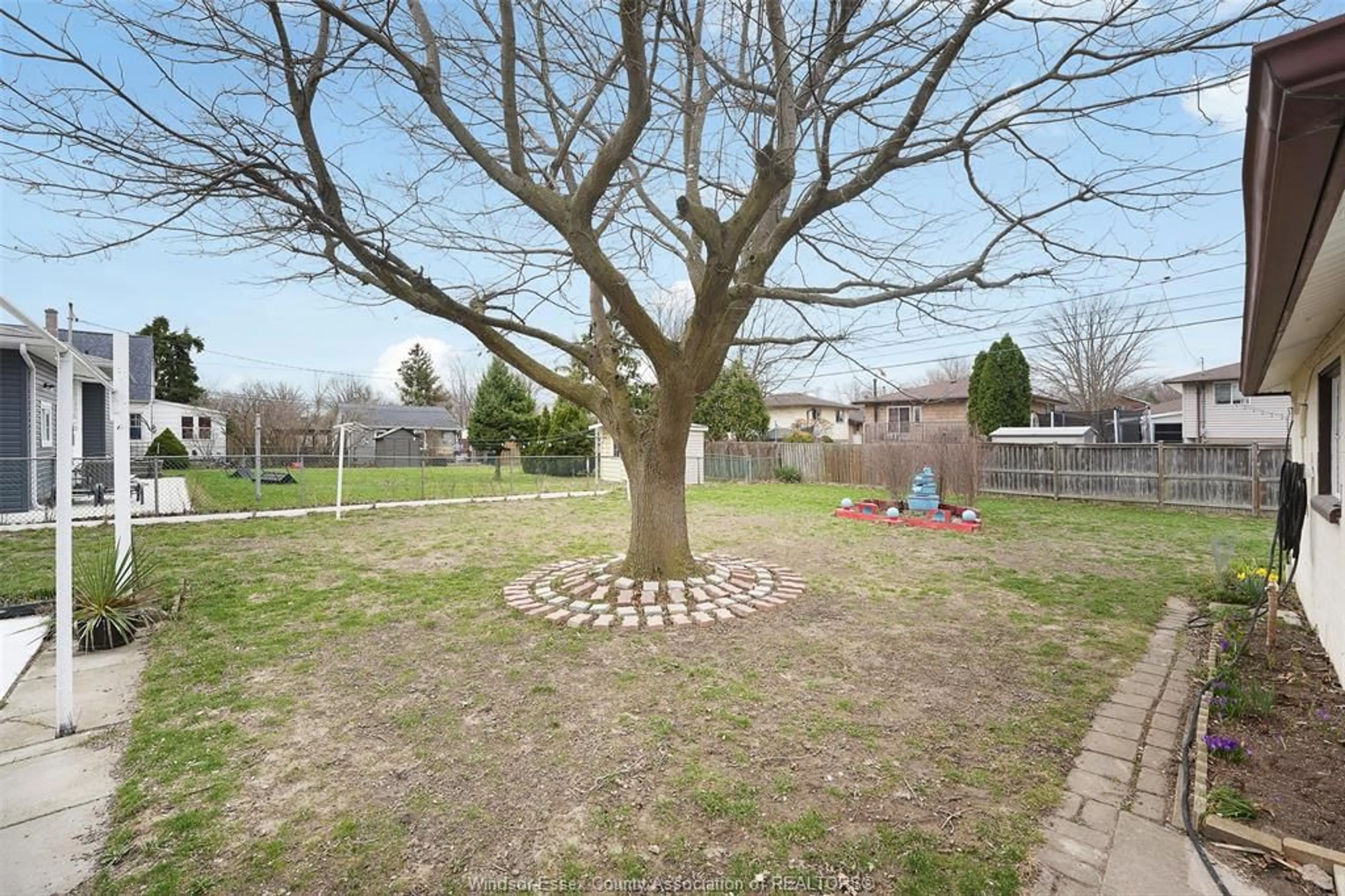 Patio, street for 3767 TURNER, Windsor Ontario N8W 3N2