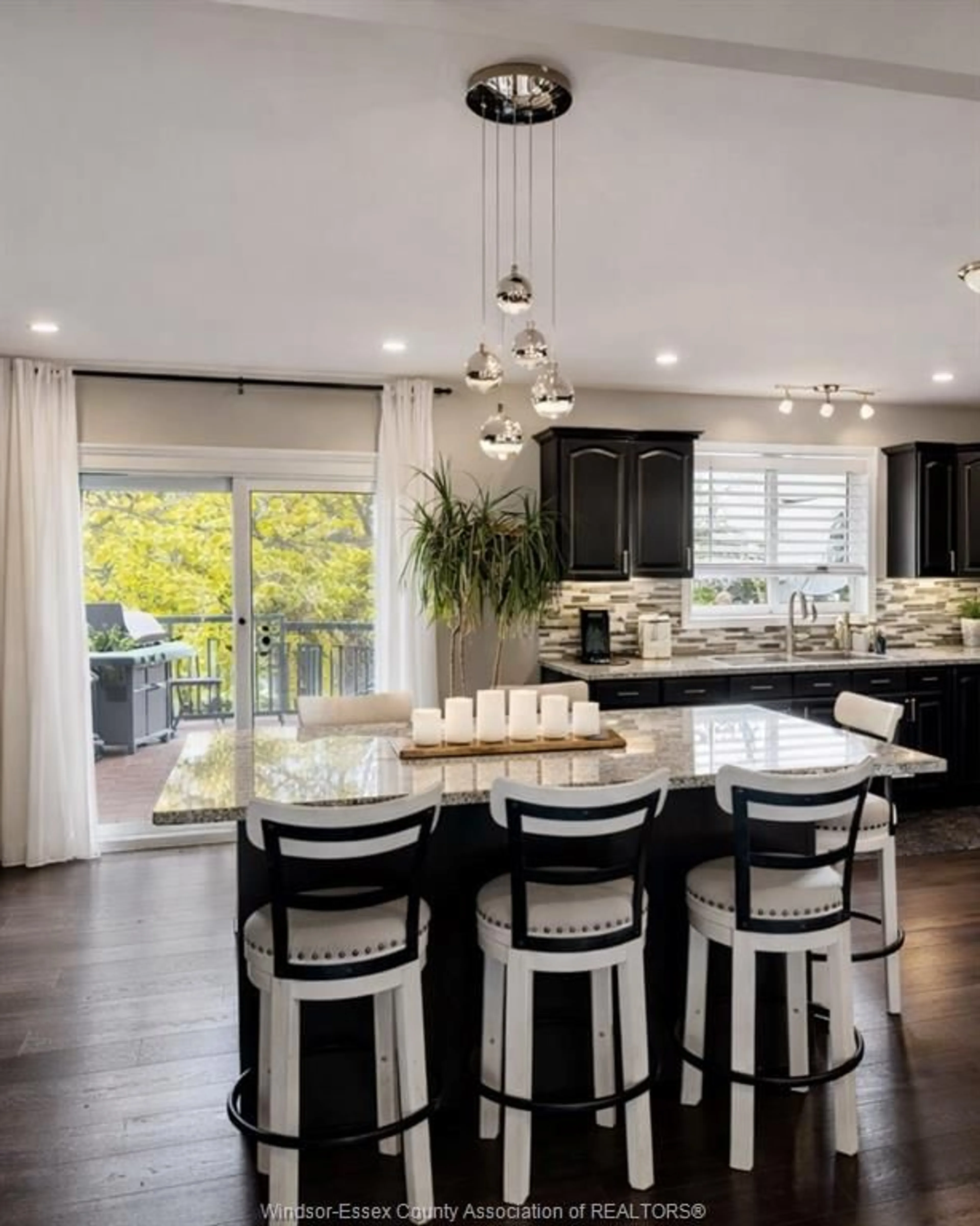 Contemporary kitchen, unknown for 99 VERMONT, Amherstburg Ontario N9V 3Z5