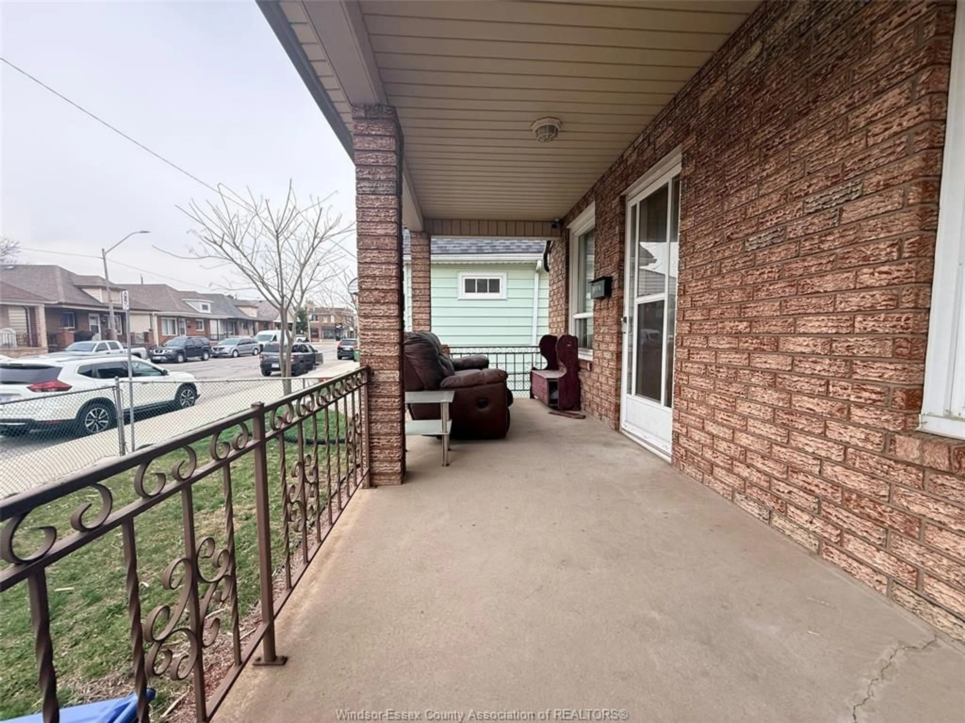 Patio, unknown for 1378 ERIE St, Windsor Ontario N9A 3Z7