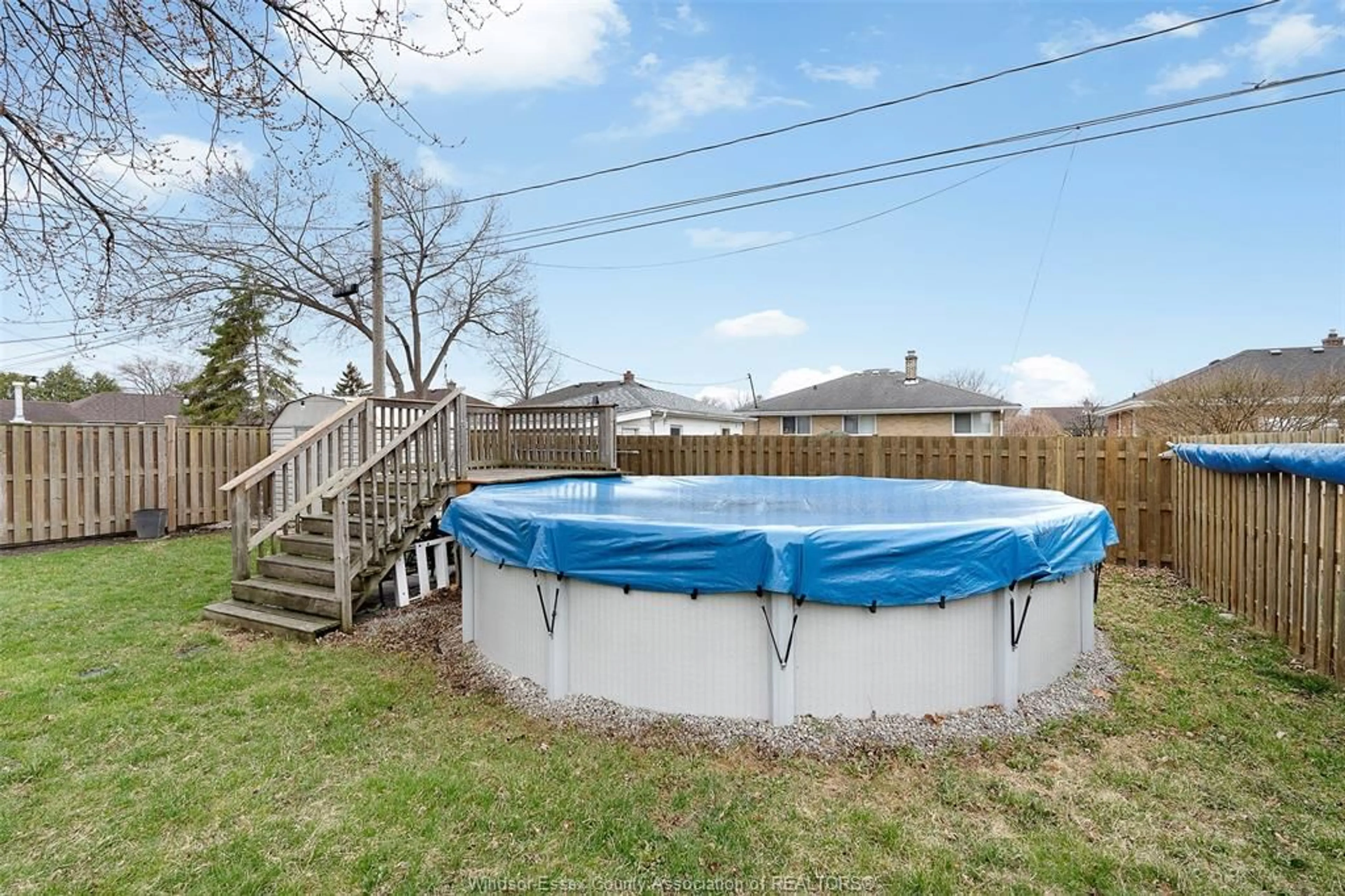Pool for 425 ST. JOHN, Windsor Ontario N8S 3T8