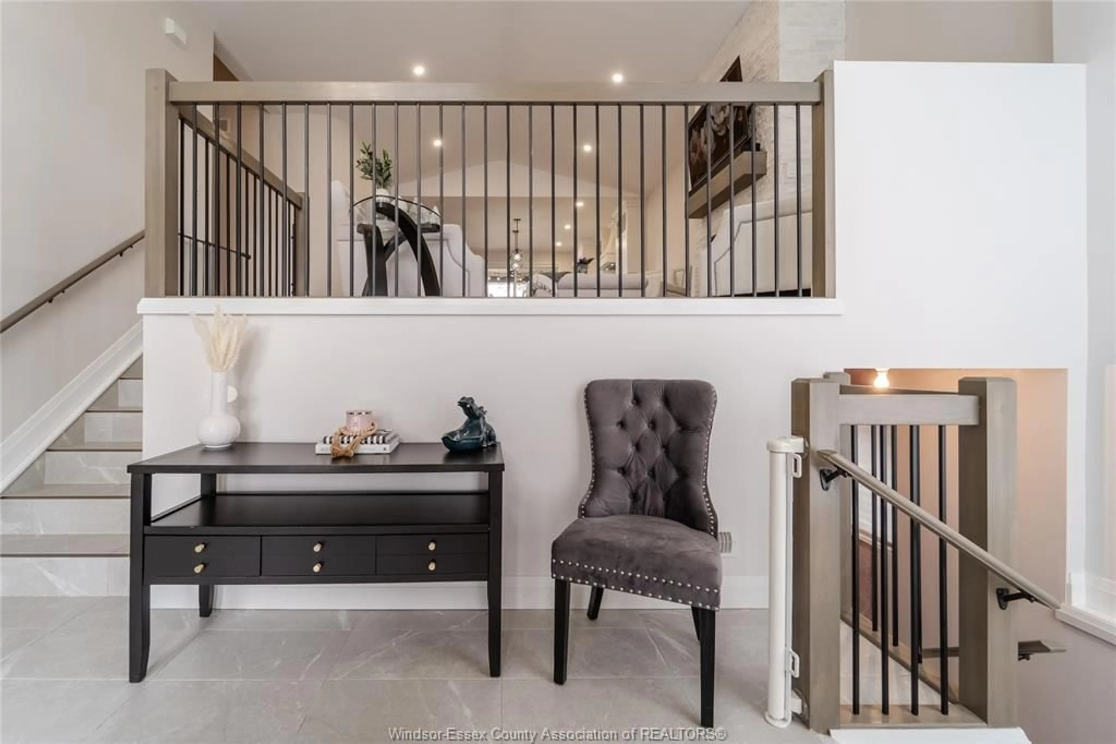 Unknown for 34 Noble Crt, Amherstburg Ontario N9V 0G8