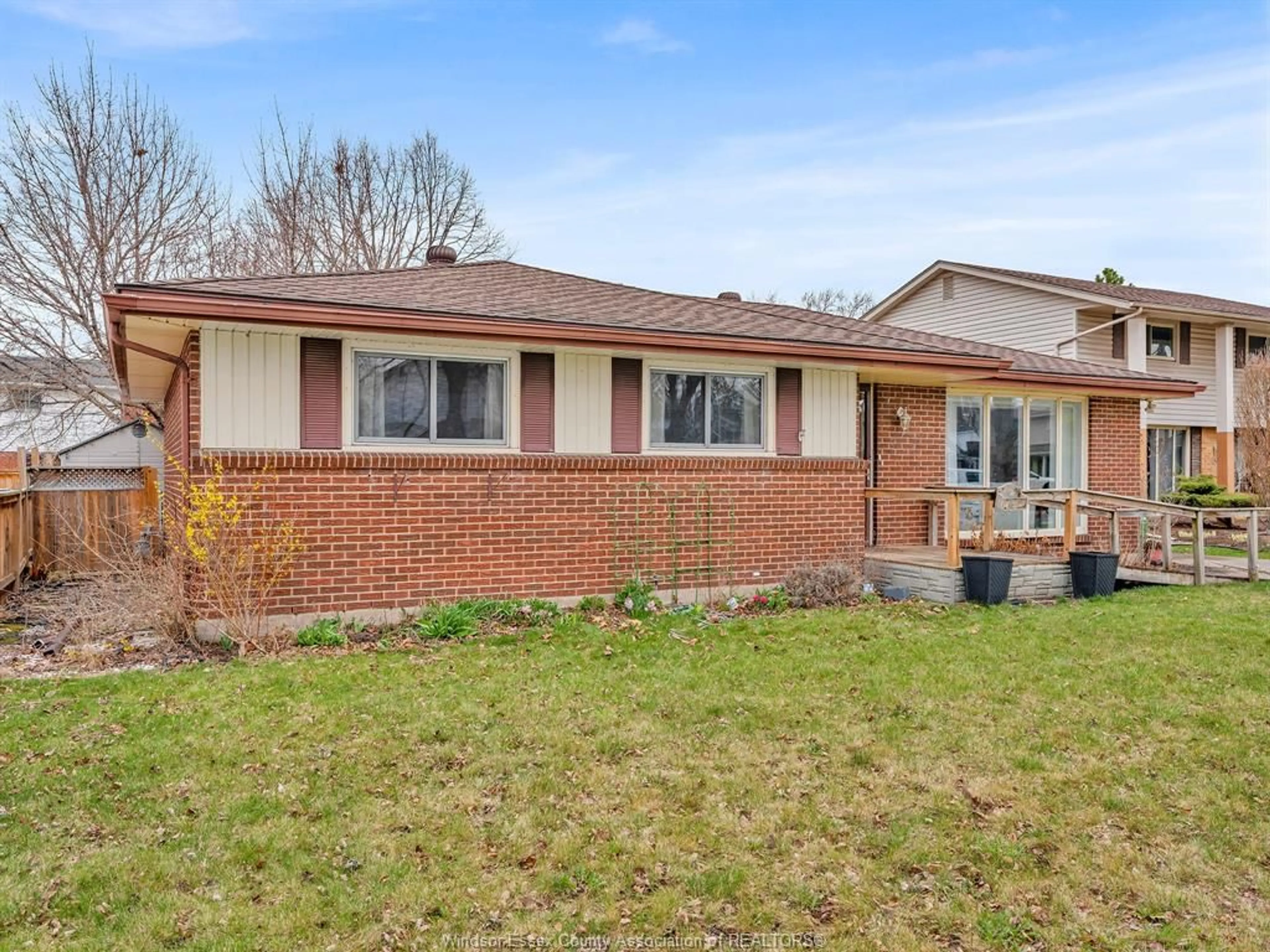 Home with brick exterior material, street for 2848 GLENWOOD Ave, Windsor Ontario N9E 2X8