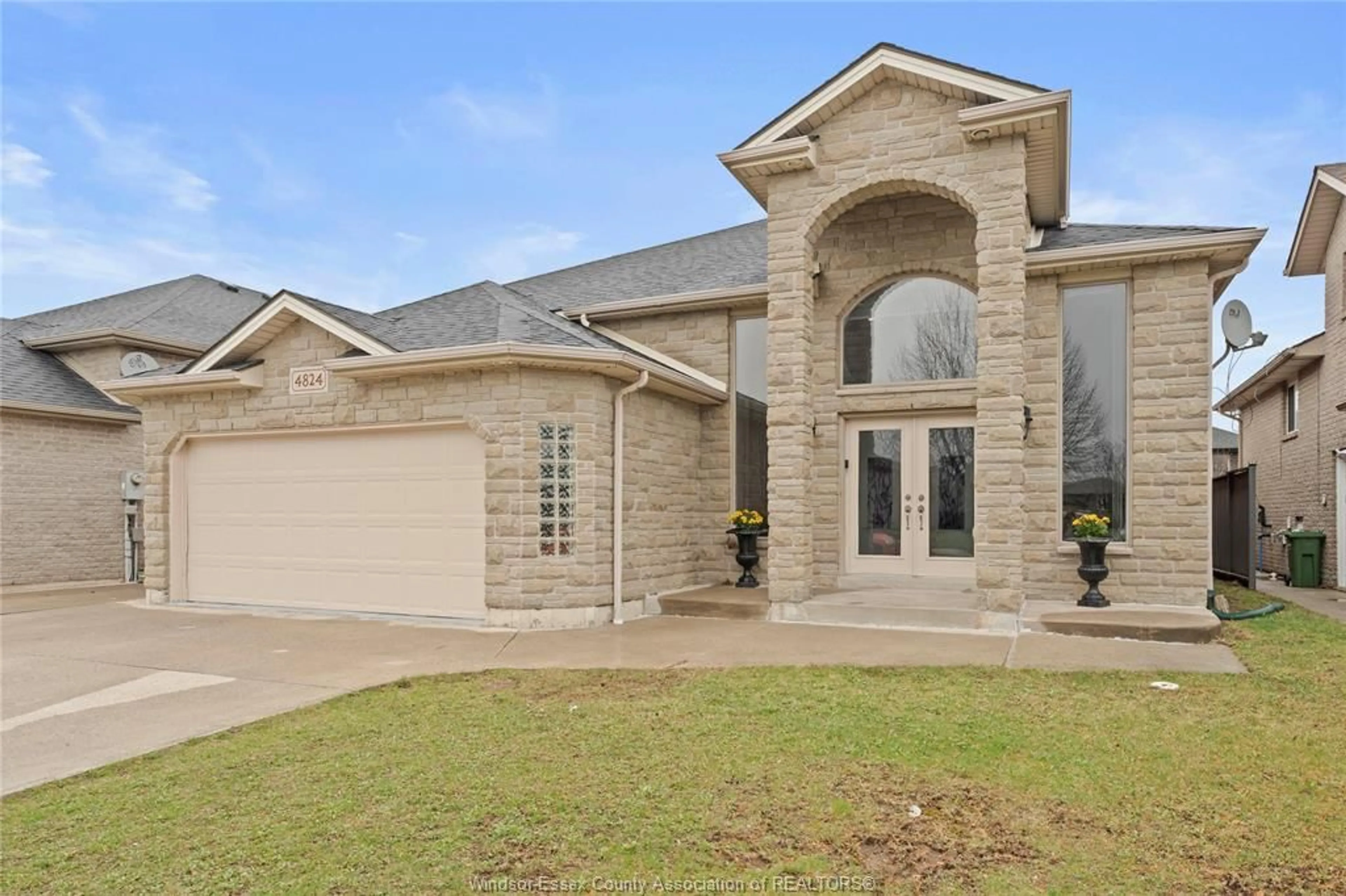 Home with brick exterior material, street for 4824 BARCELONA, Windsor Ontario N9G 3E9