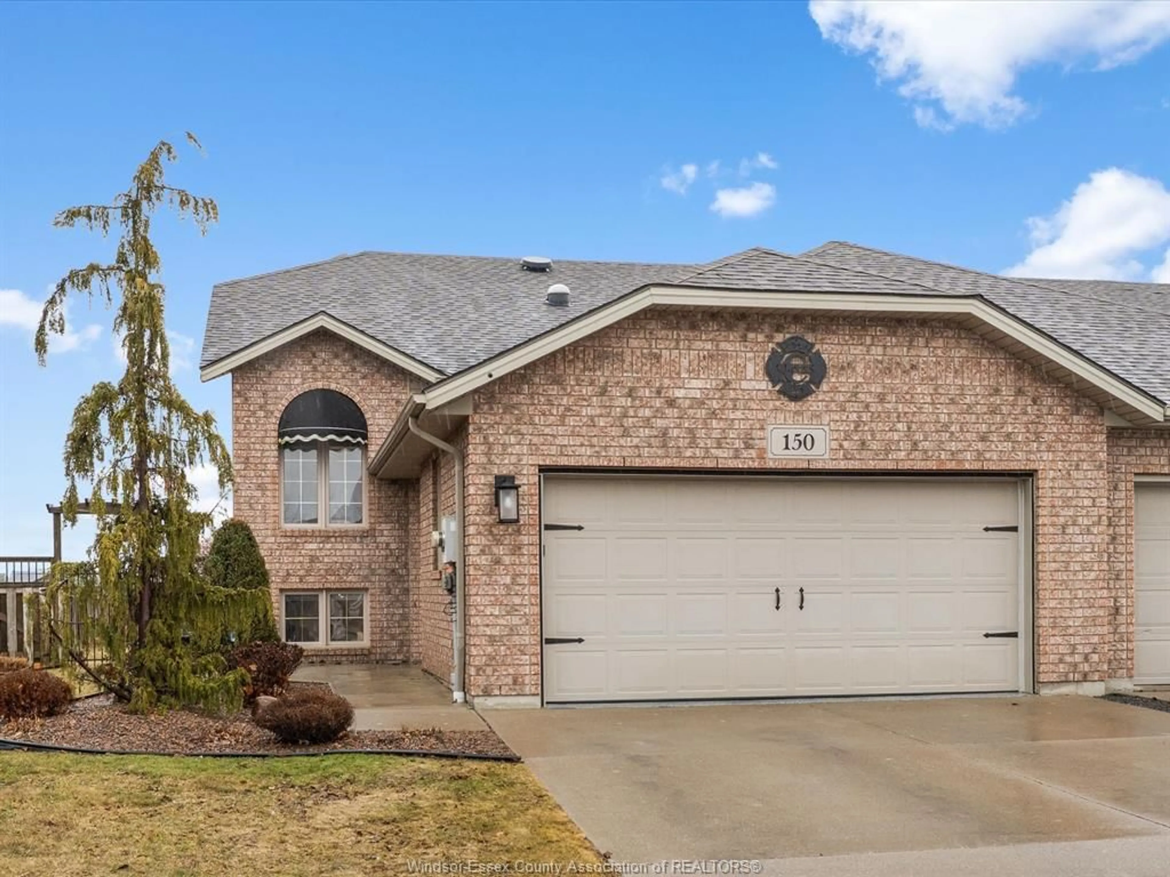 Home with brick exterior material, street for 150 ANTONIO Crt, Leamington Ontario N8H 5P5