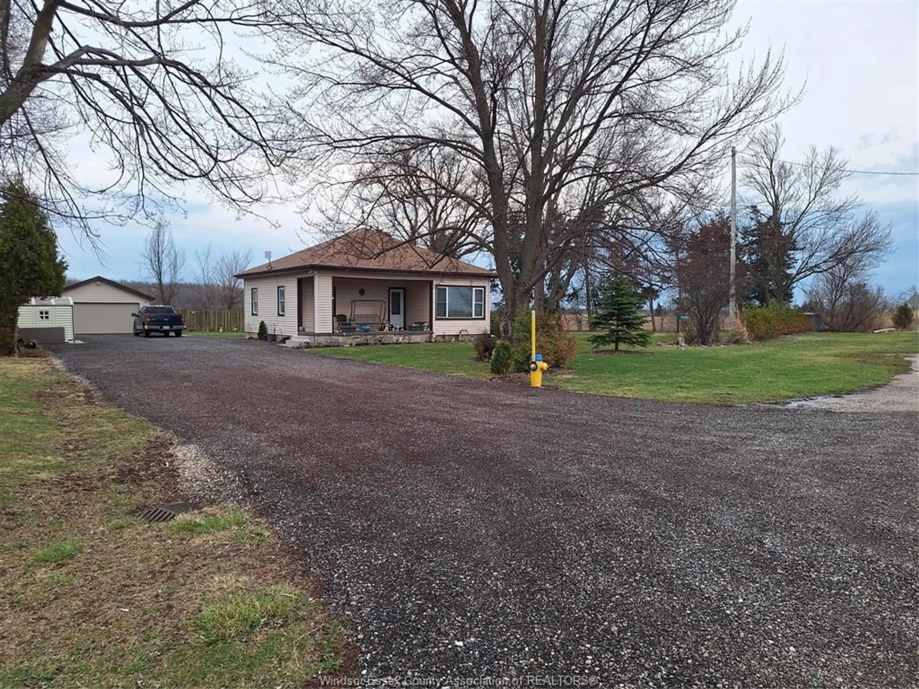 A pic from outside/outdoor area/front of a property/back of a property/a pic from drone, street for 5686 WALKER Rd, Oldcastle Ontario N8R 1L0