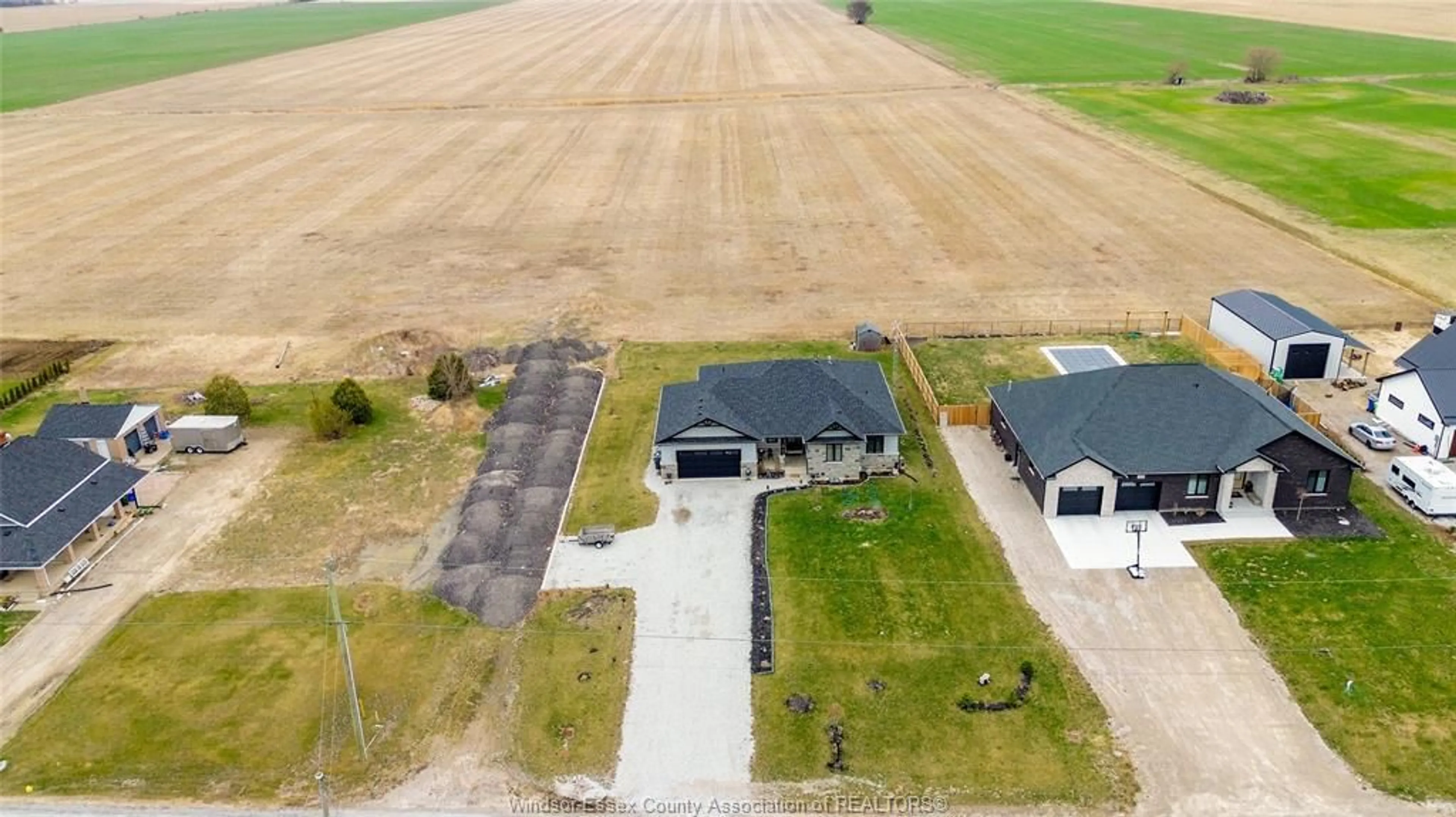 A pic from outside/outdoor area/front of a property/back of a property/a pic from drone, unknown for 366 EAST RUSCOM RIVER Rd, Lakeshore Ontario N0R 1S0