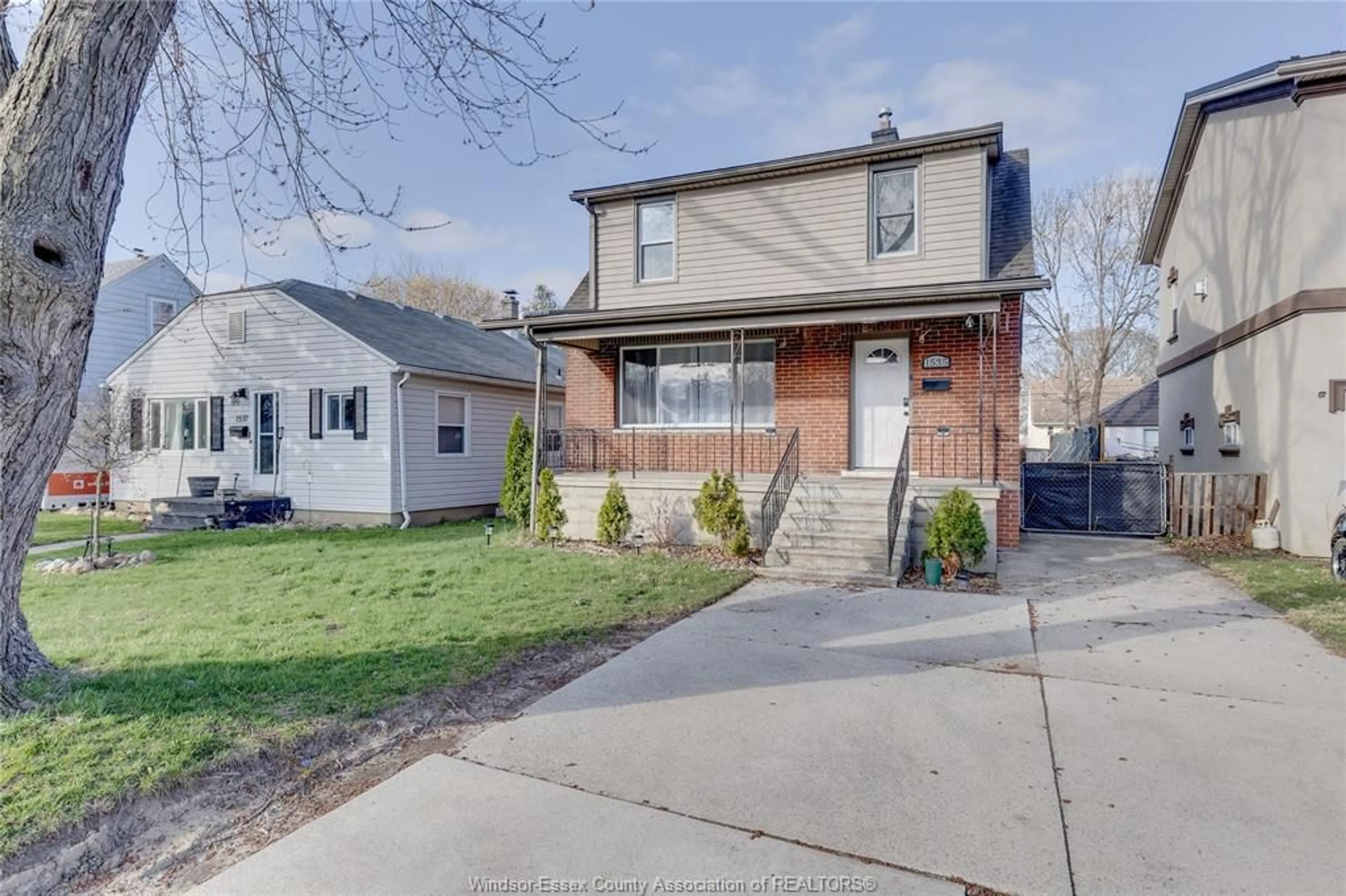 Home with brick exterior material, street for 1535 Rossini Blvd, Windsor Ontario N8Y 3A1