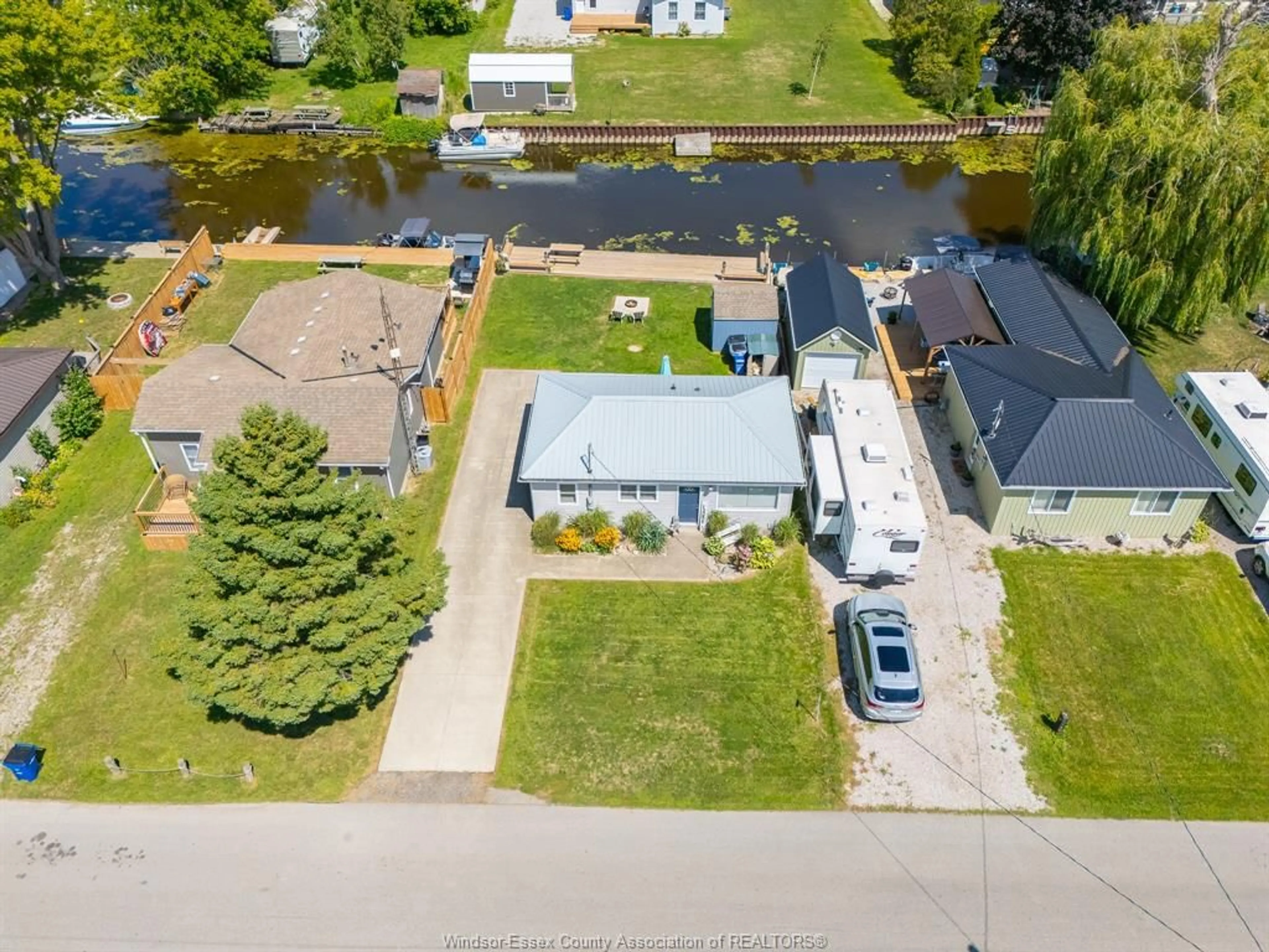 A pic from outside/outdoor area/front of a property/back of a property/a pic from drone, water/lake/river/ocean view for 89 BROCK St, Shrewsbury Ontario N0P 1A0
