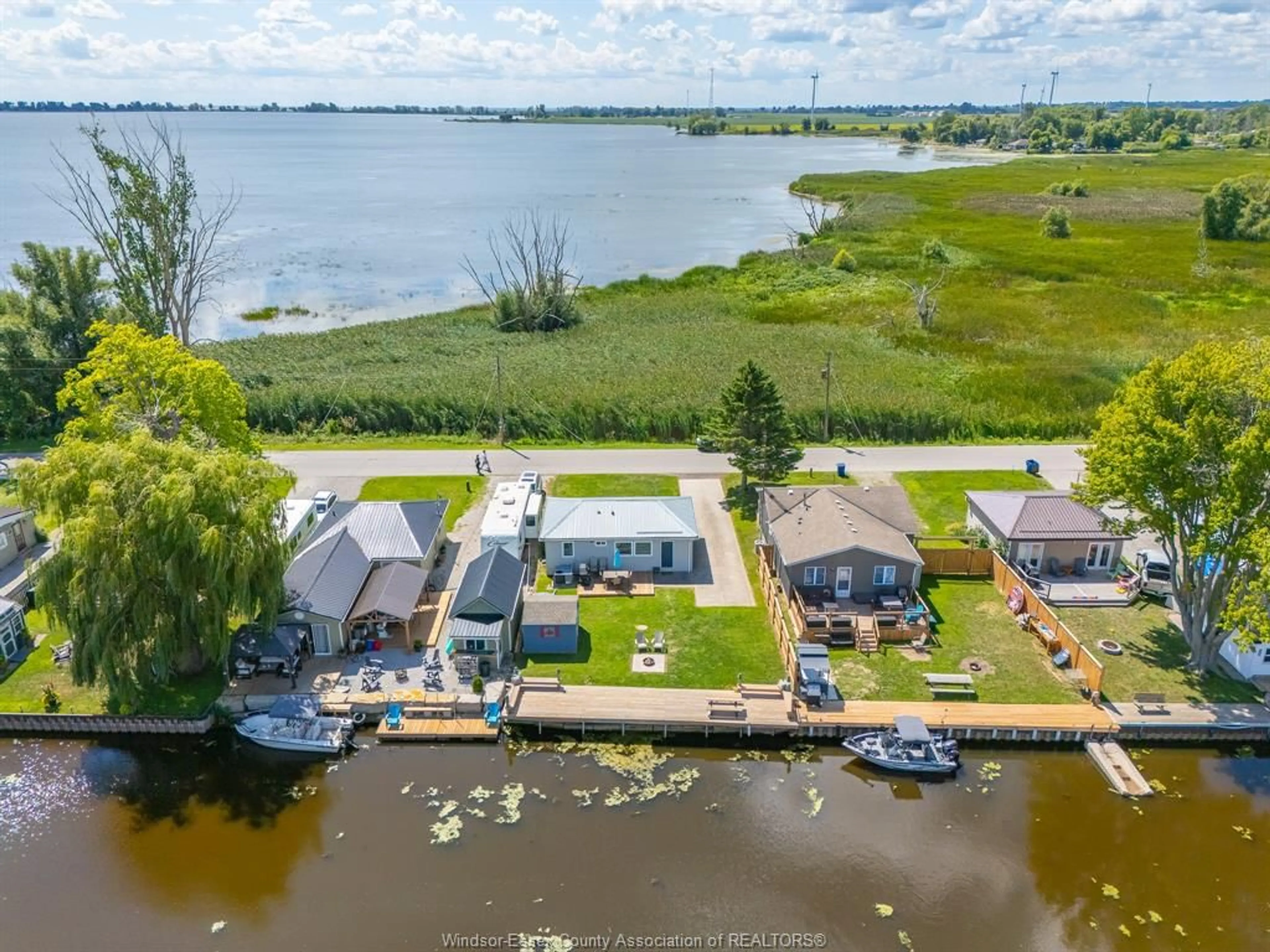 A pic from outside/outdoor area/front of a property/back of a property/a pic from drone, water/lake/river/ocean view for 89 BROCK St, Shrewsbury Ontario N0P 1A0