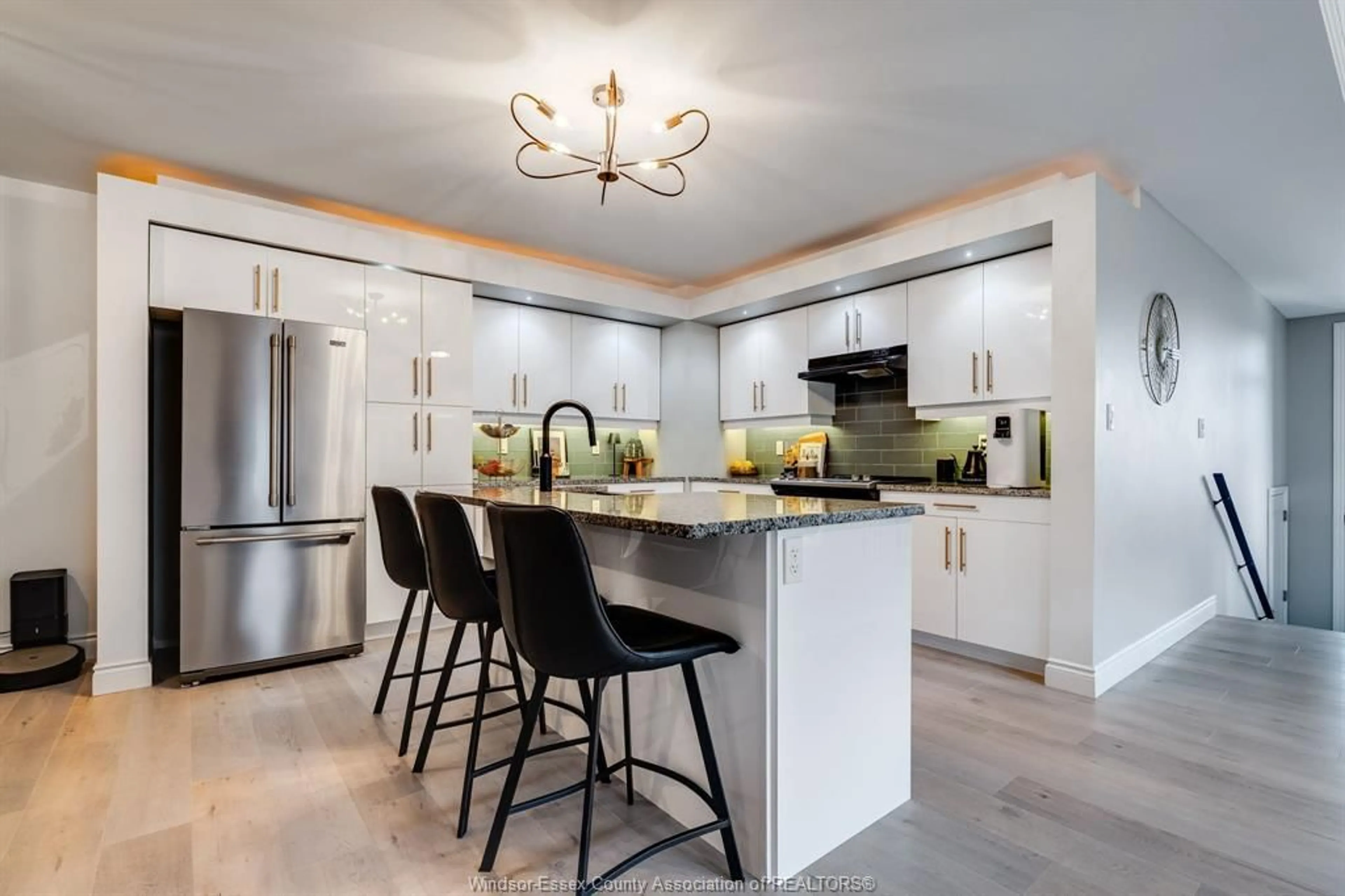 Contemporary kitchen, ceramic/tile floor for 19 Woodland, Kingsville Ontario N9Y 1A0