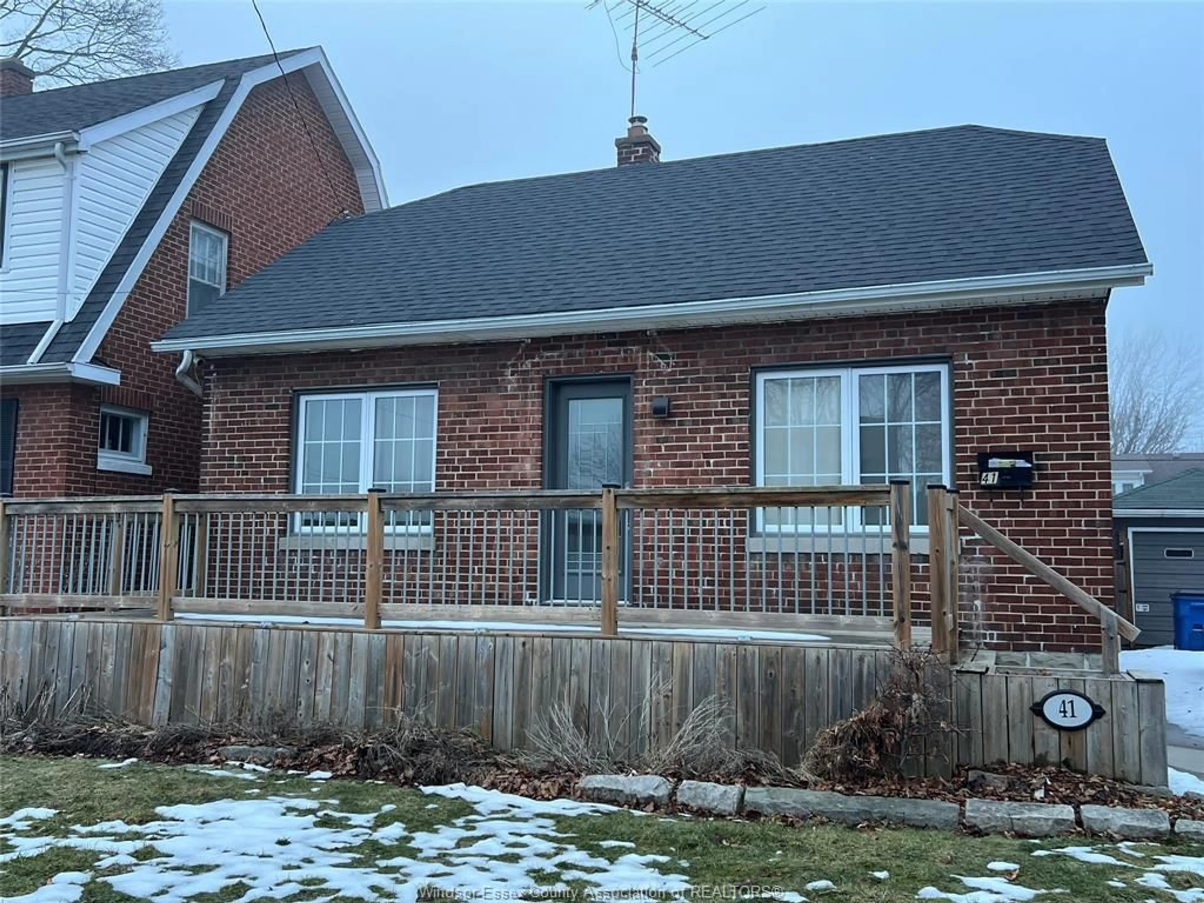 Home with brick exterior material, street for 41 ALEXANDRA AVENUE, Chatham Ontario N7M 1X9
