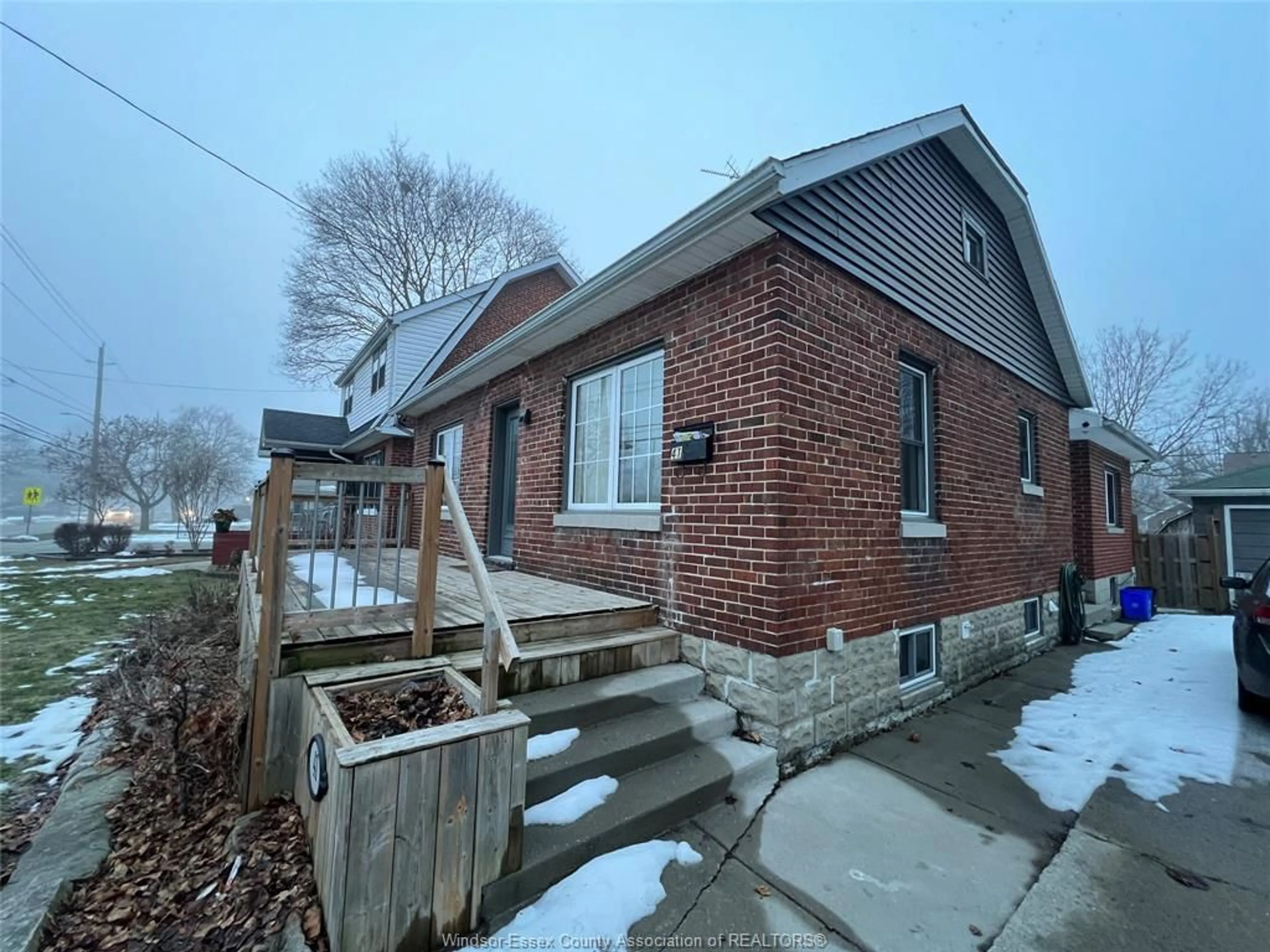 Home with brick exterior material, street for 41 ALEXANDRA AVENUE, Chatham Ontario N7M 1X9