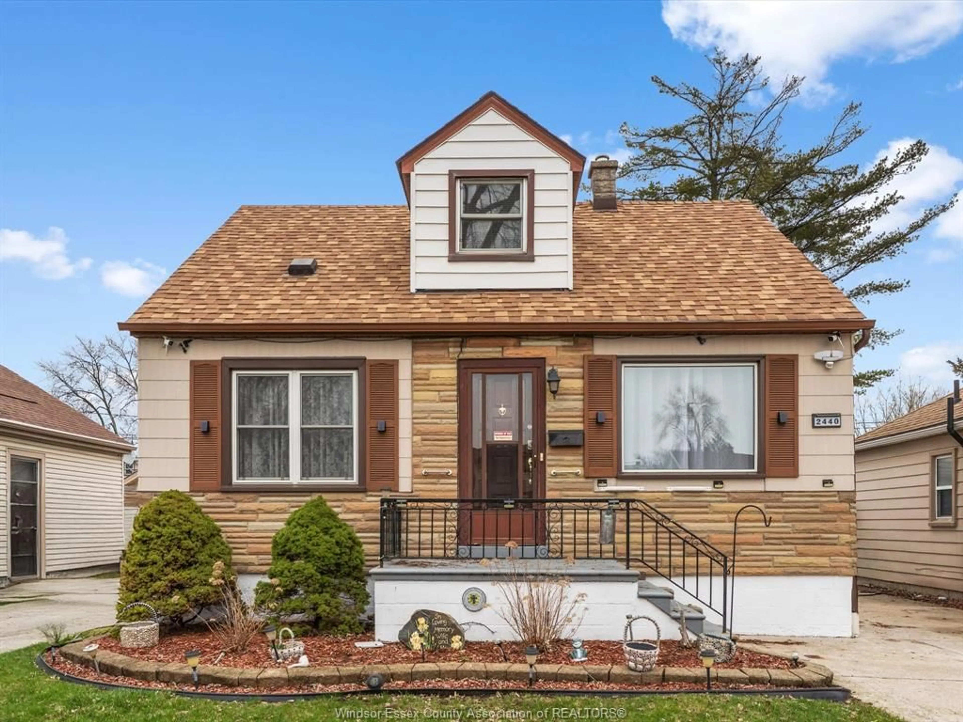 Home with vinyl exterior material, street for 2440 Alexis Rd, Windsor Ontario N8W 3Z5