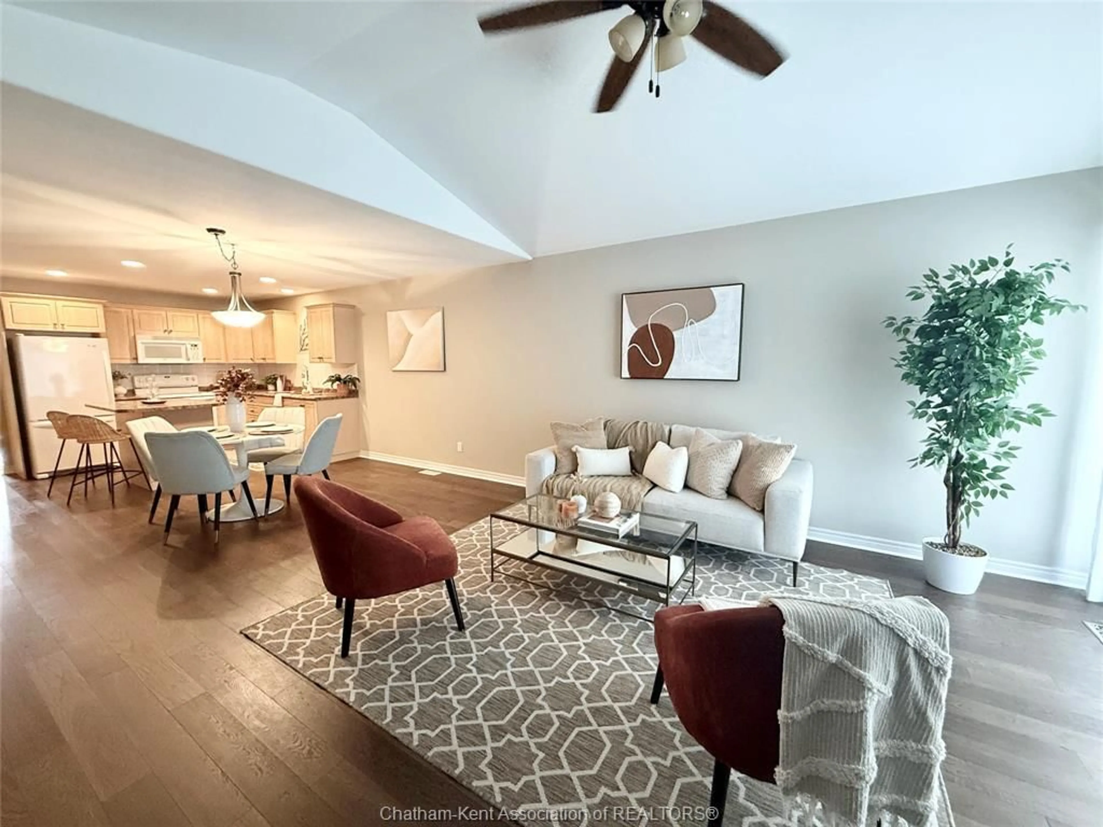 Living room with furniture, unknown for 23 Wilhelmina Way, Chatham Ontario N7M 6M3