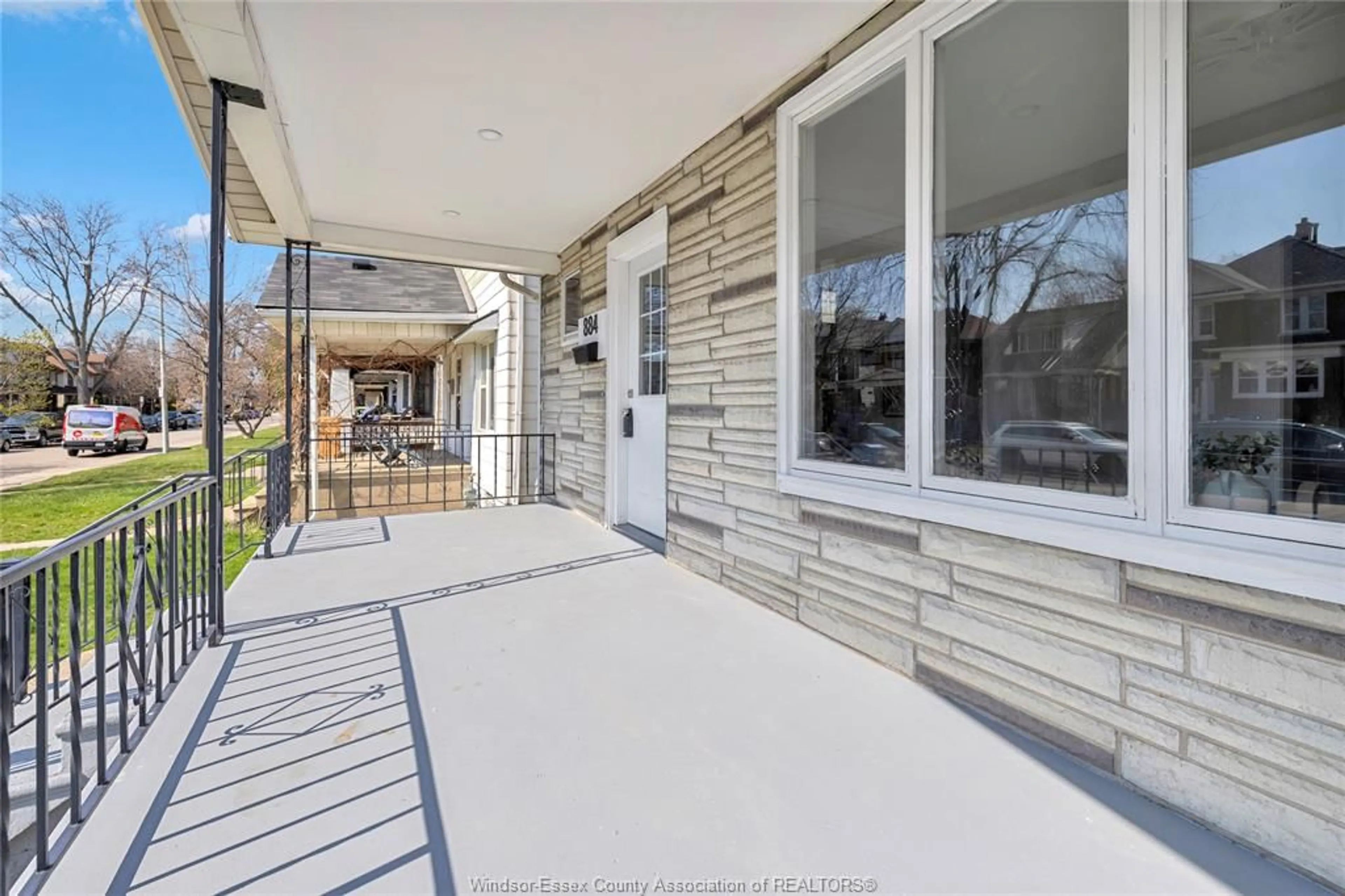 Patio, street for 884 MOY, Windsor Ontario N9A 2N8