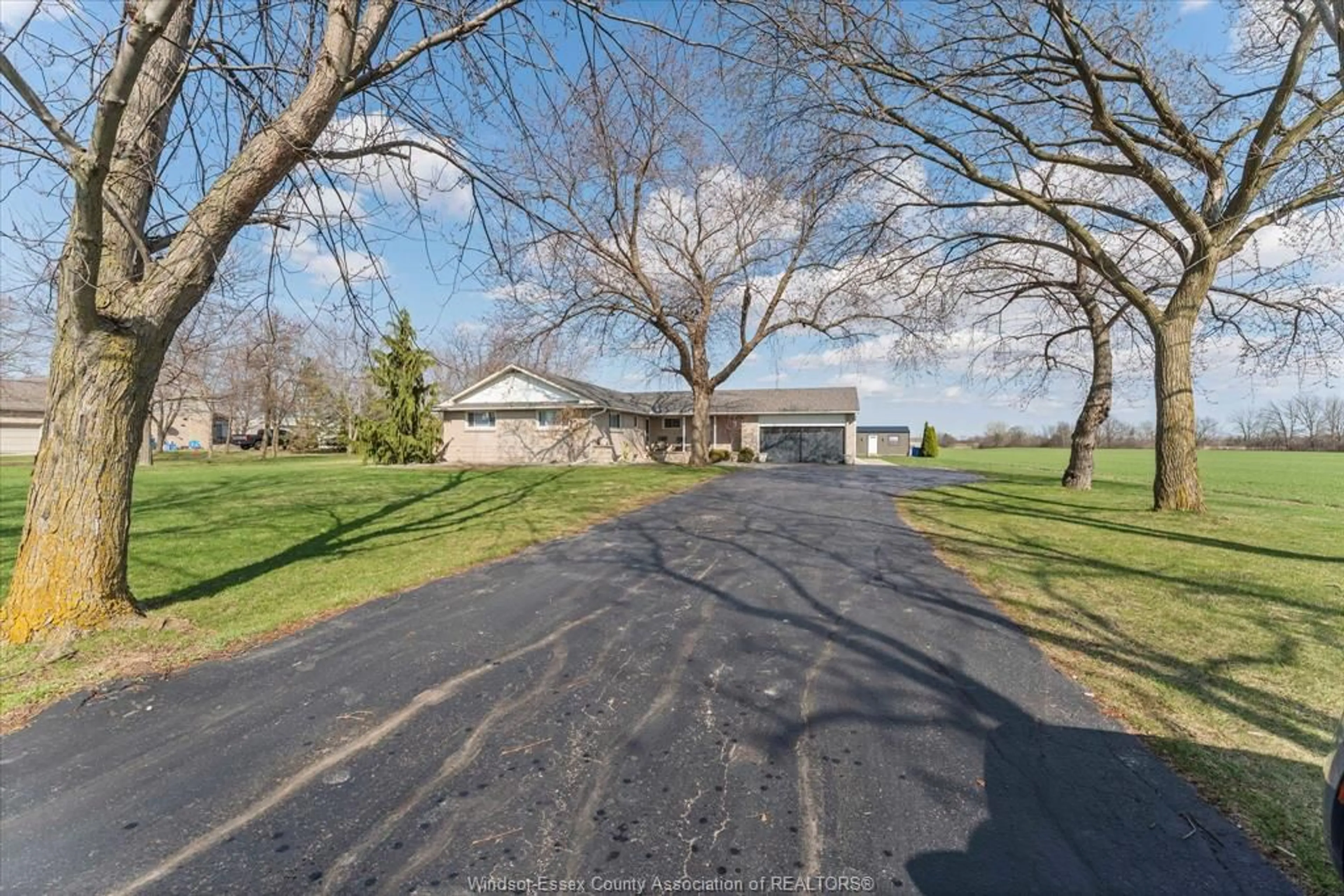 A pic from outside/outdoor area/front of a property/back of a property/a pic from drone, water/lake/river/ocean view for 3435 3RD CONCESSION, Amherstburg Ontario N9V 2Y9