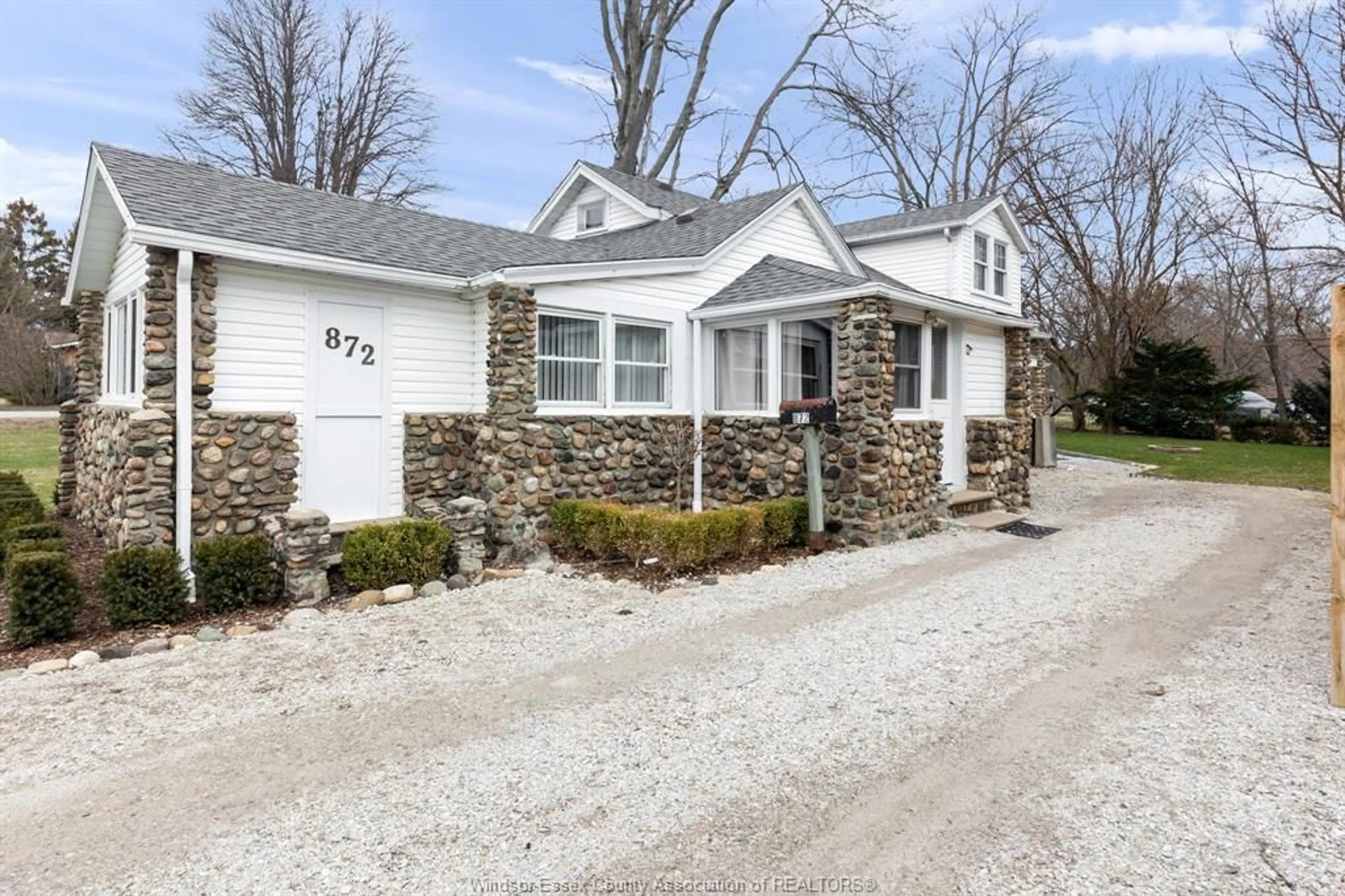 Unknown for 872 ERIE Ave, Kingsville Ontario N9Y 3E1