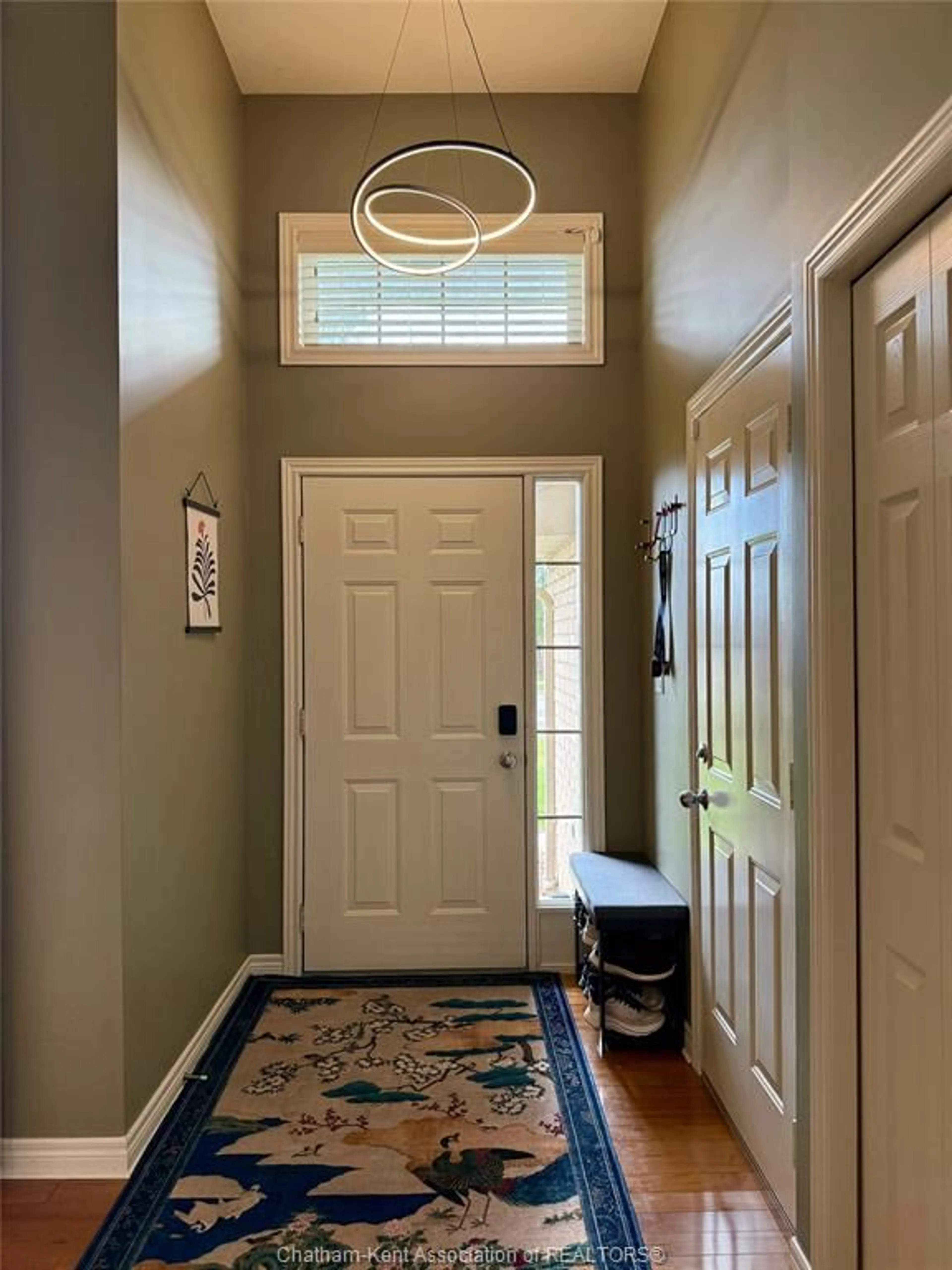 Indoor entryway for 431 Keil Trail, Chatham Ontario N7L 5R2