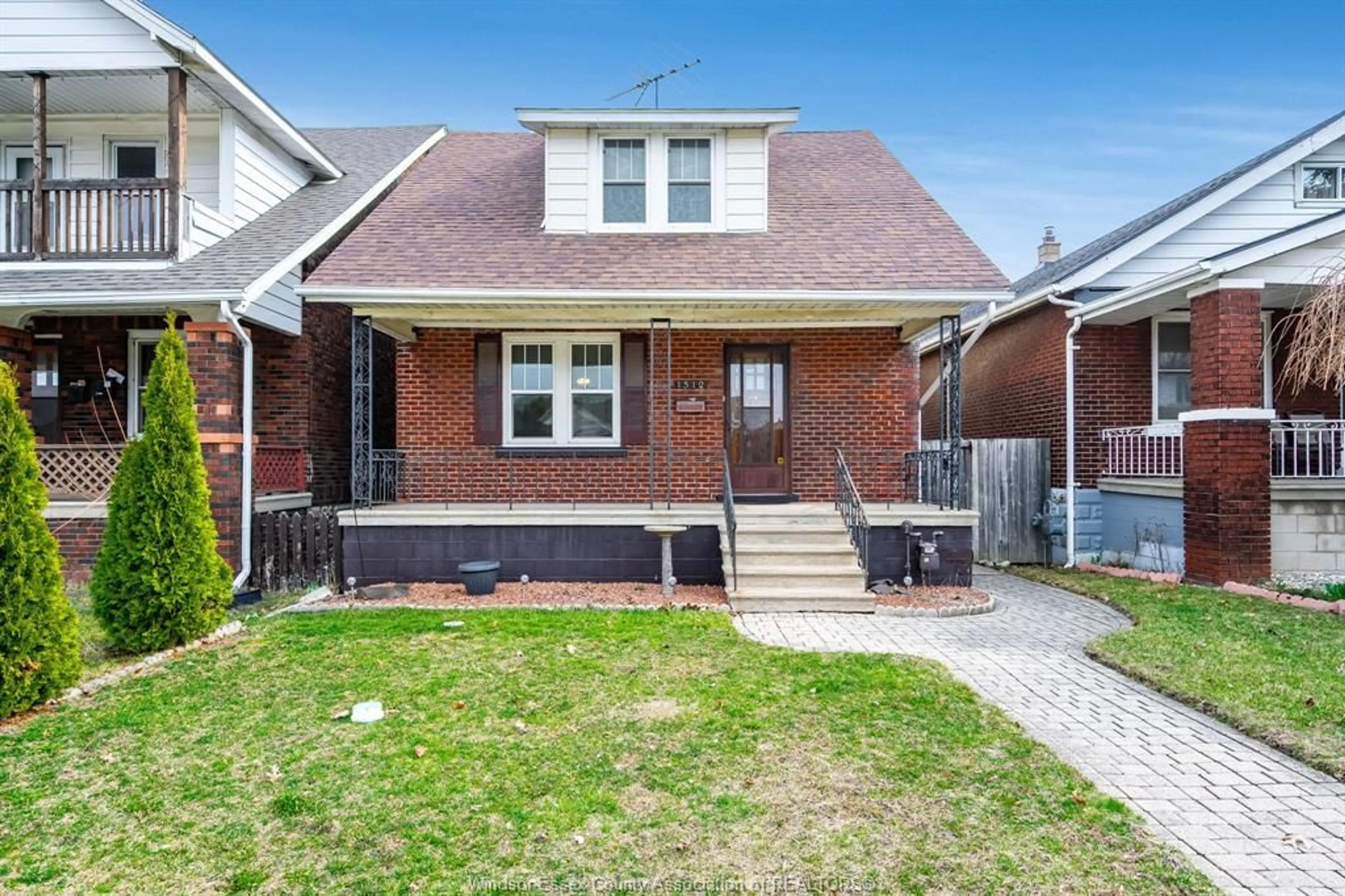 Home with brick exterior material, street for 1512 Marentette Ave, Windsor Ontario N8X 4E3