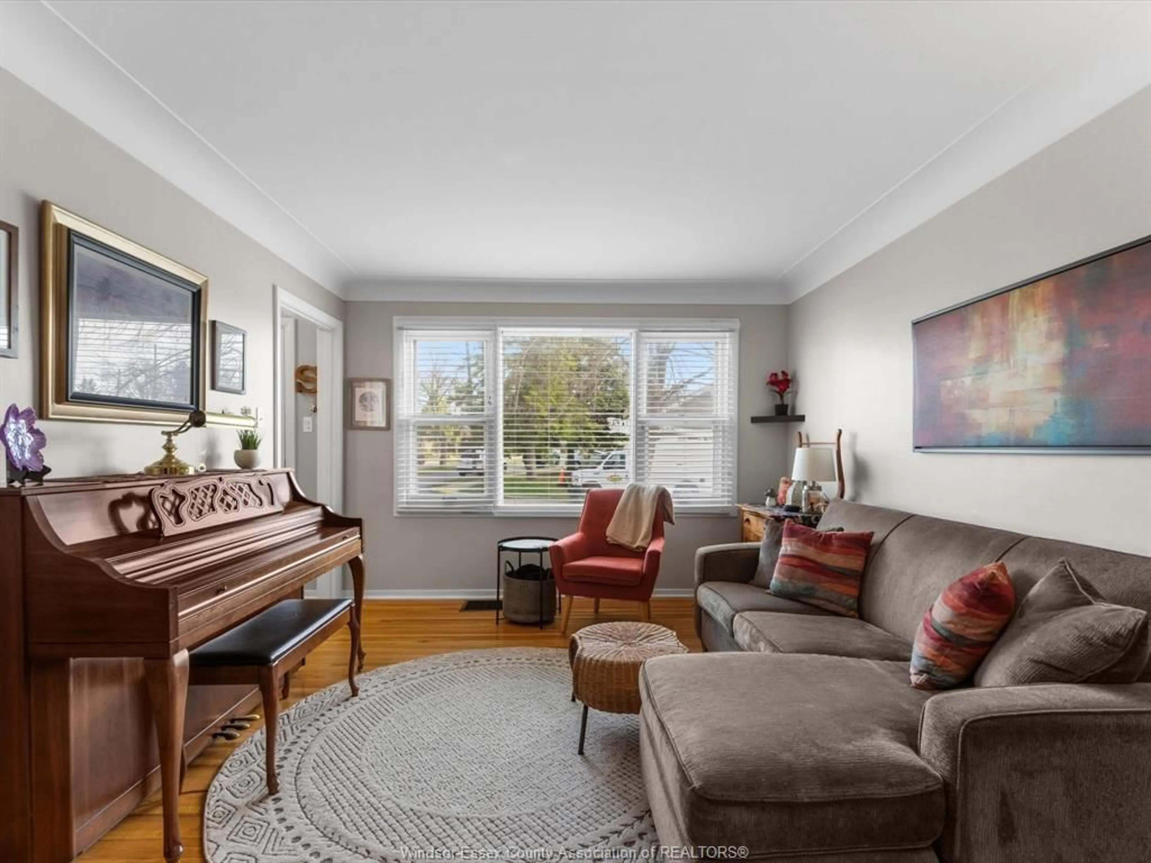 Living room with furniture, unknown for 1473 REDWOOD, Windsor Ontario N9C 3P2