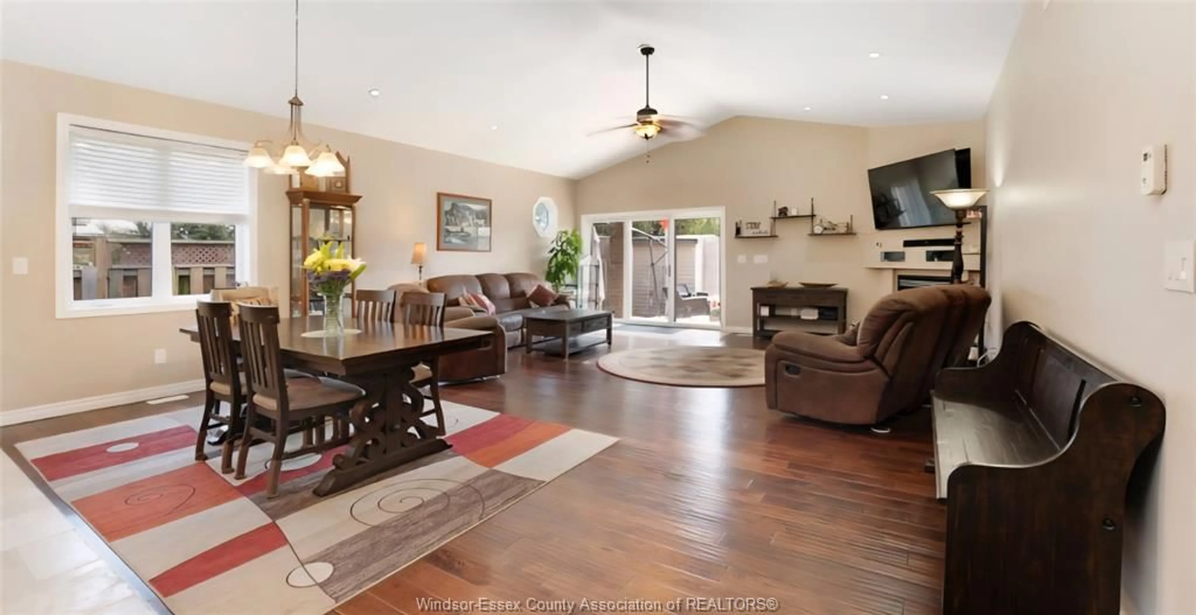 Living room with furniture, unknown for 248 NOTRE DAME, Belle River Ontario N8L 1K8