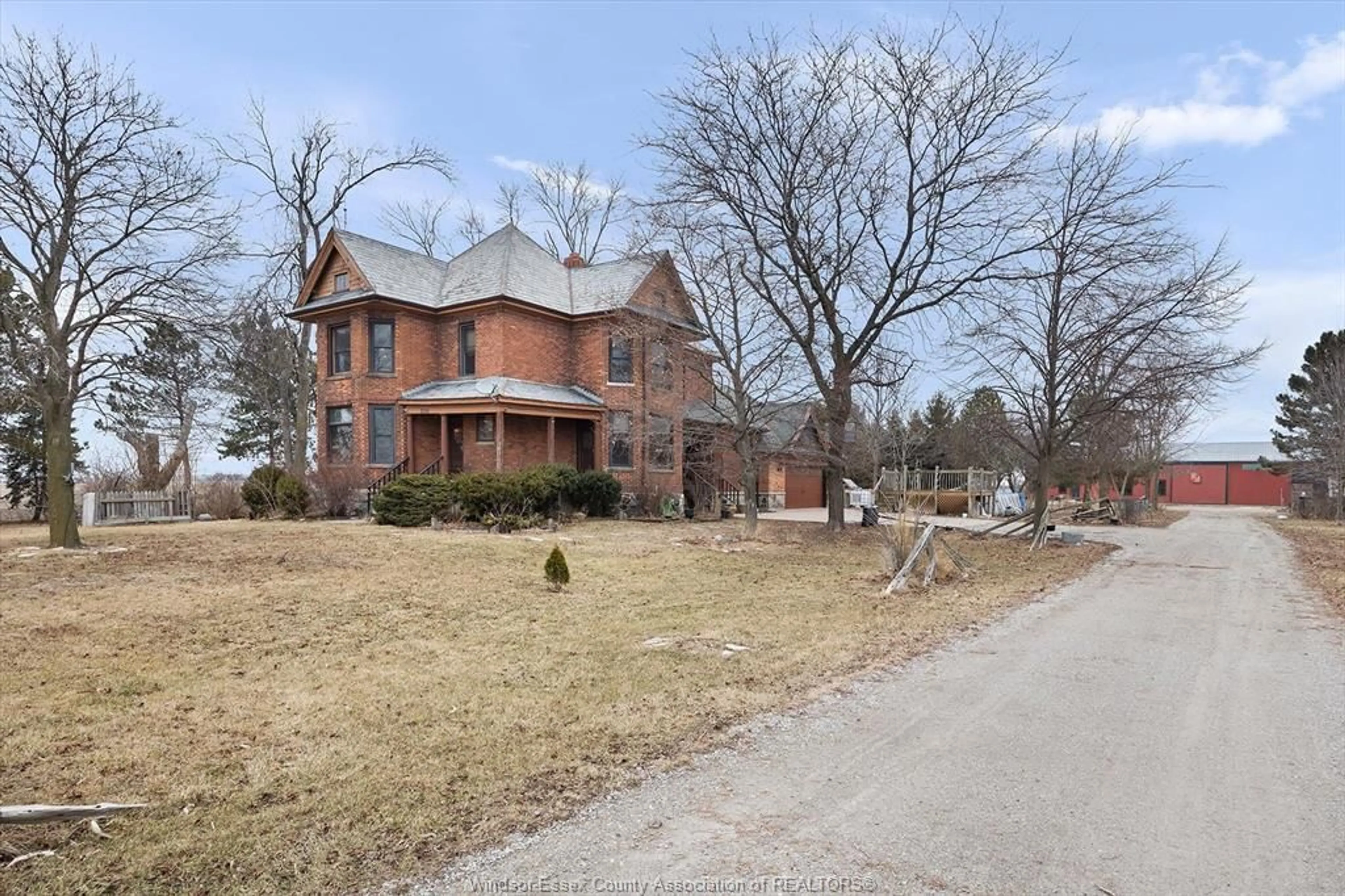 A pic from outside/outdoor area/front of a property/back of a property/a pic from drone, street for 2200 Gracey Sideroad, Lakeshore Ontario N0P 2L0