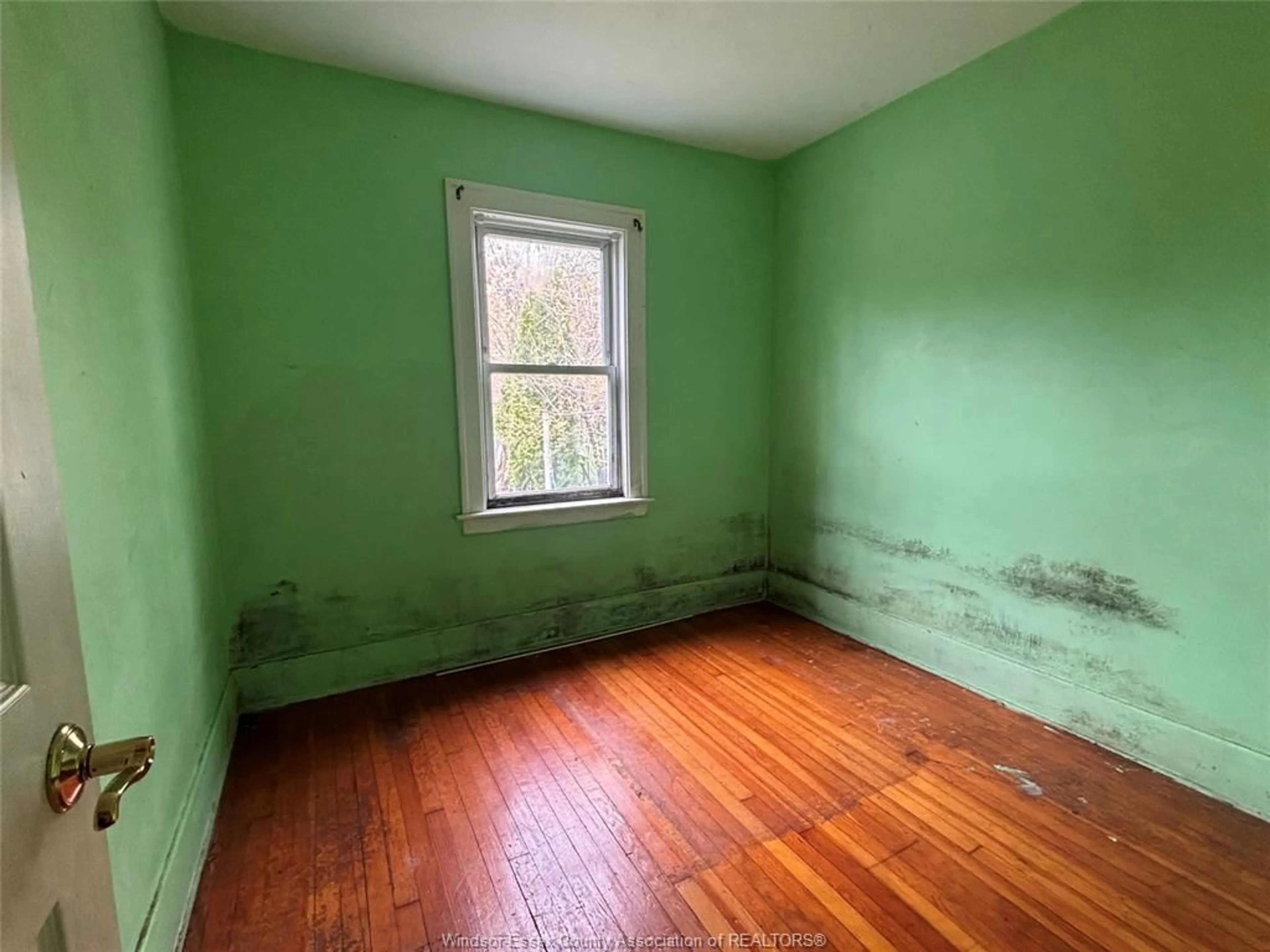 A pic of a room for 3278 EDISON, Windsor Ontario N9C 1S2