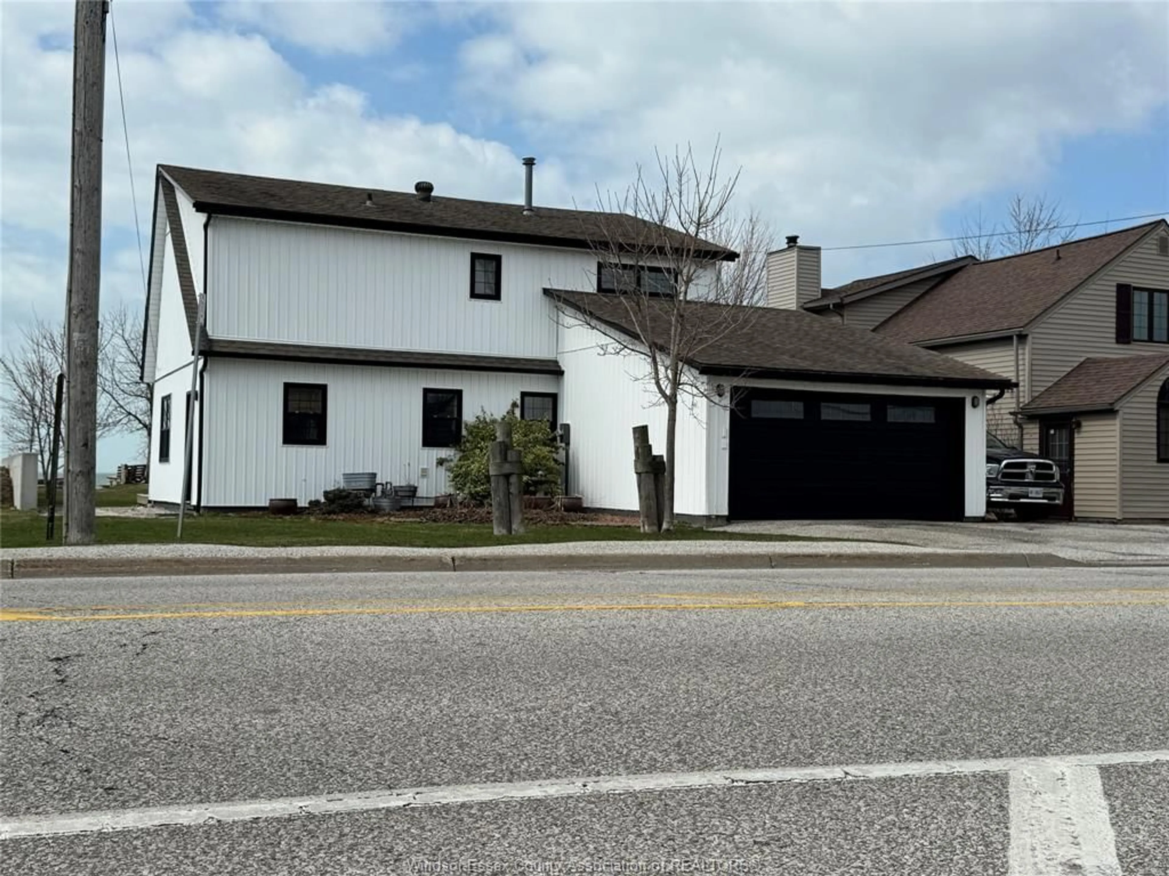 Unknown for 198 ROBSON ROAD, Leamington Ontario N8H 5R1