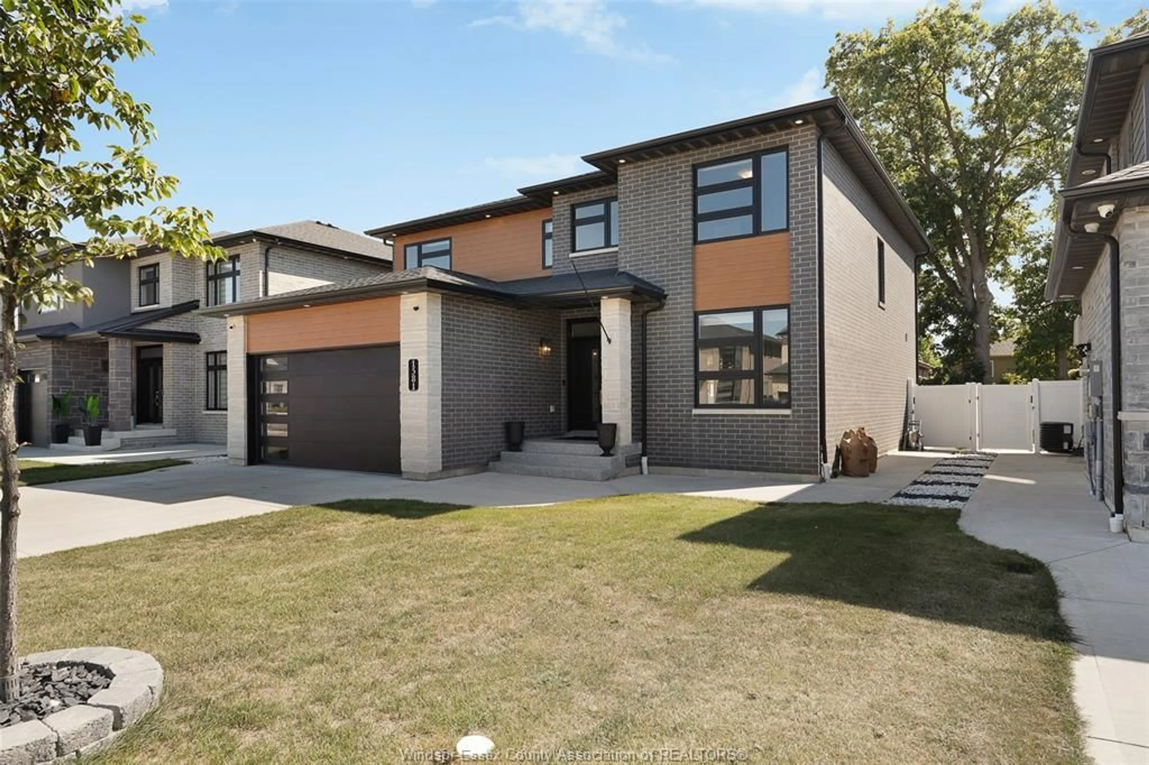 Home with brick exterior material, street for 1581 ROCKPORT, Windsor Ontario N9G 0B6