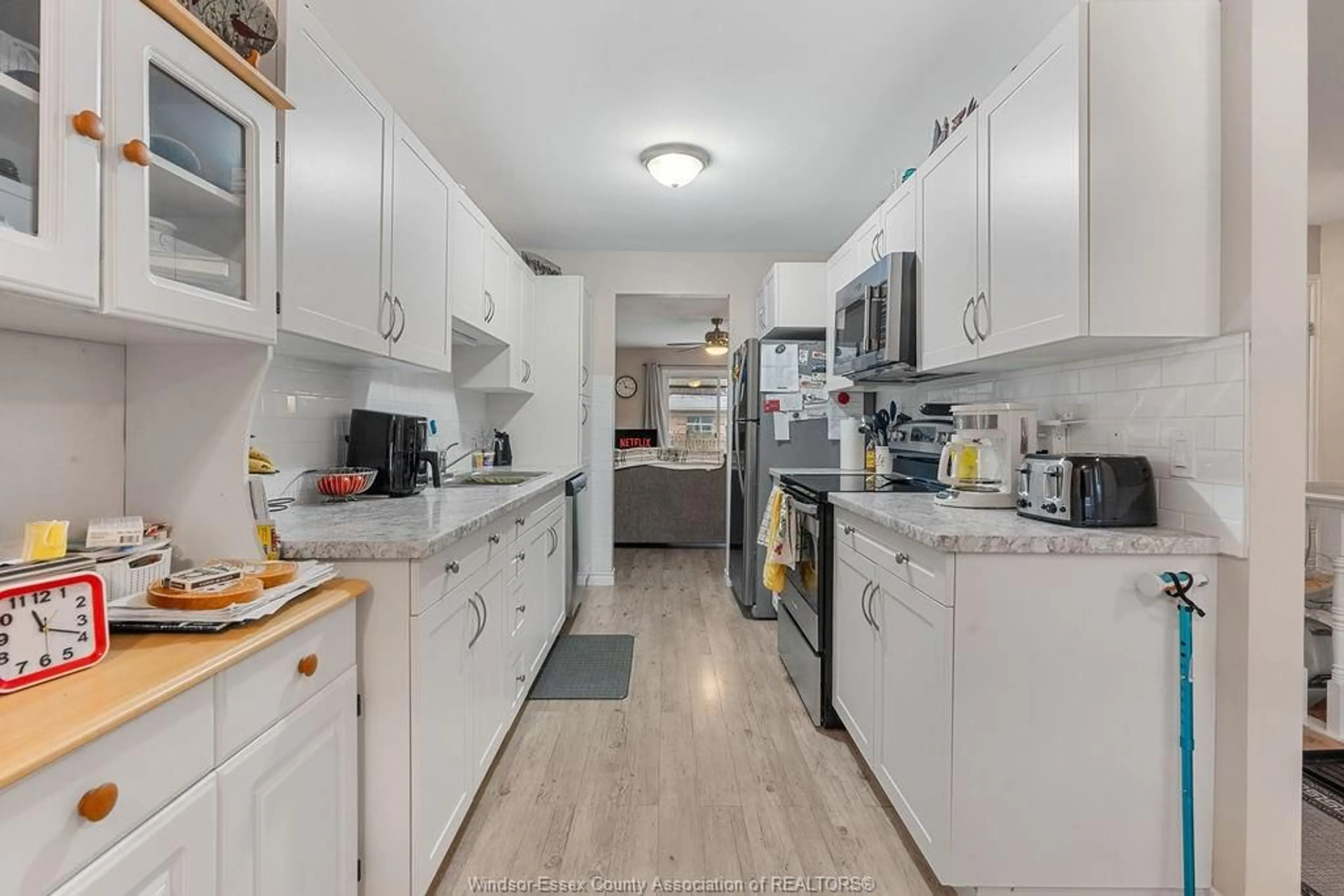 Standard kitchen, unknown for 44 REMARK Dr, Kingsville Ontario N9Y 3X6