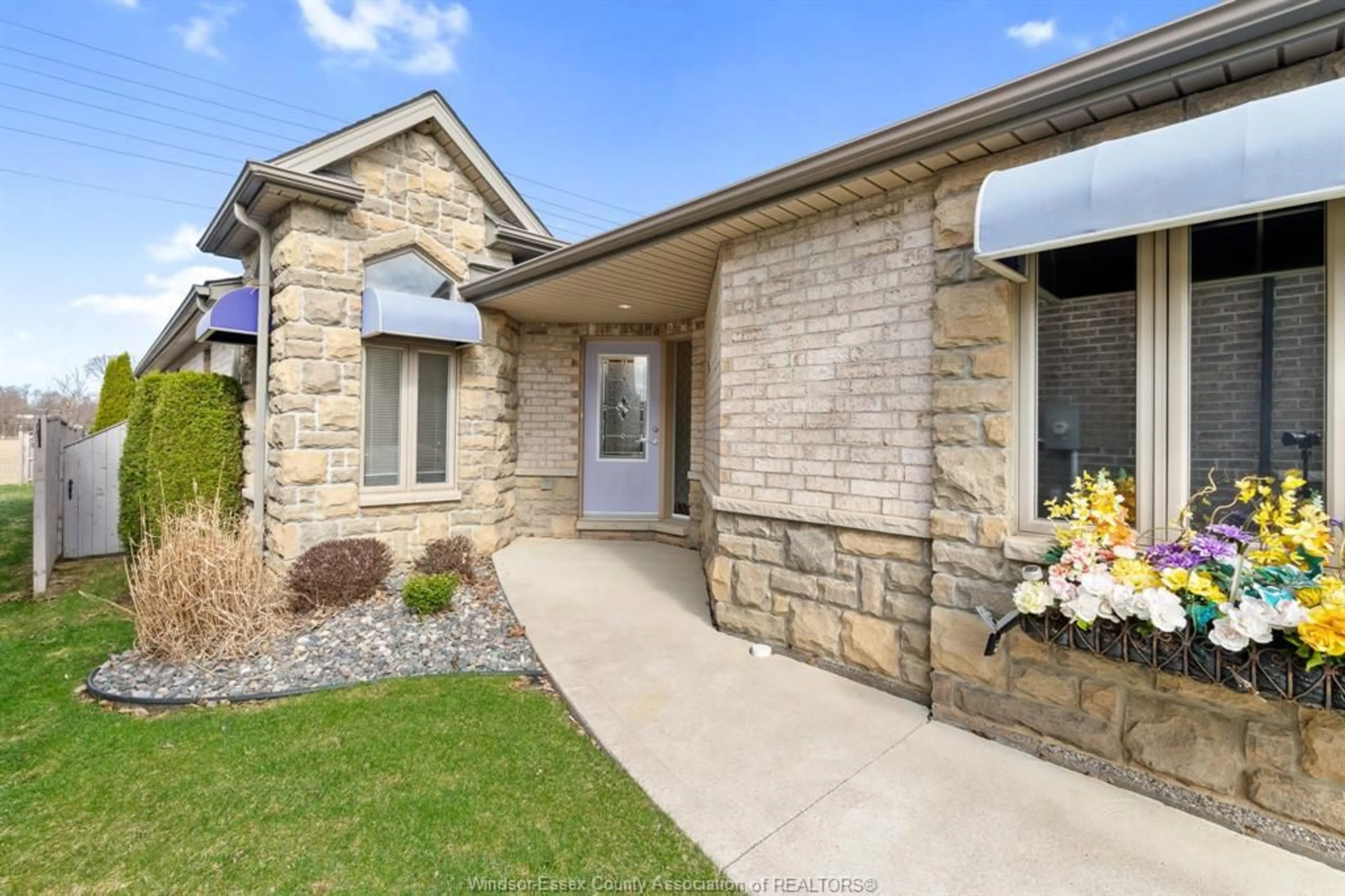 Home with brick exterior material, street for 18 Hazel Cres, Kingsville Ontario N9Y 0A8