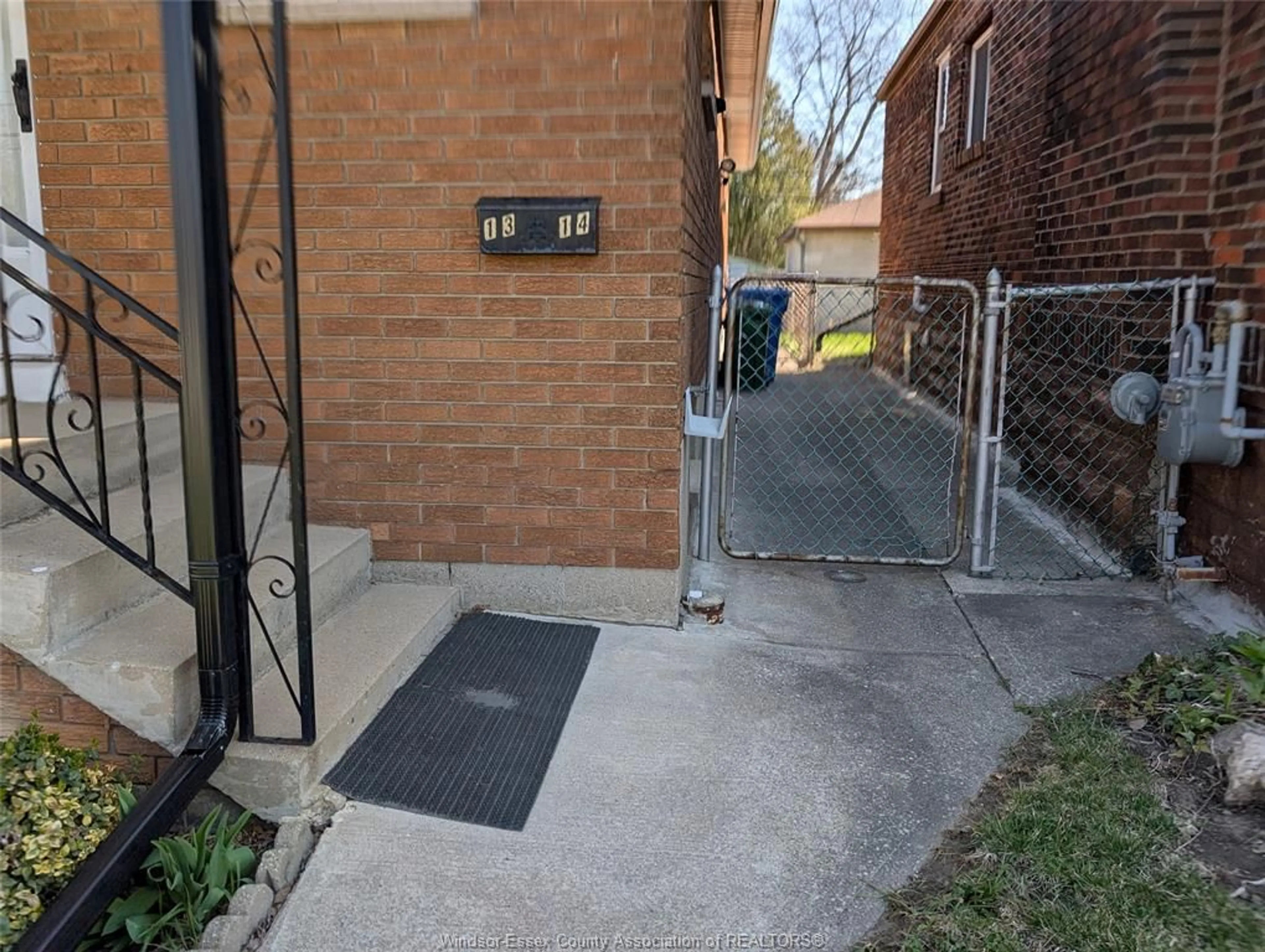 Unknown for 1314 JANETTE, Windsor Ontario N8X 1Y6