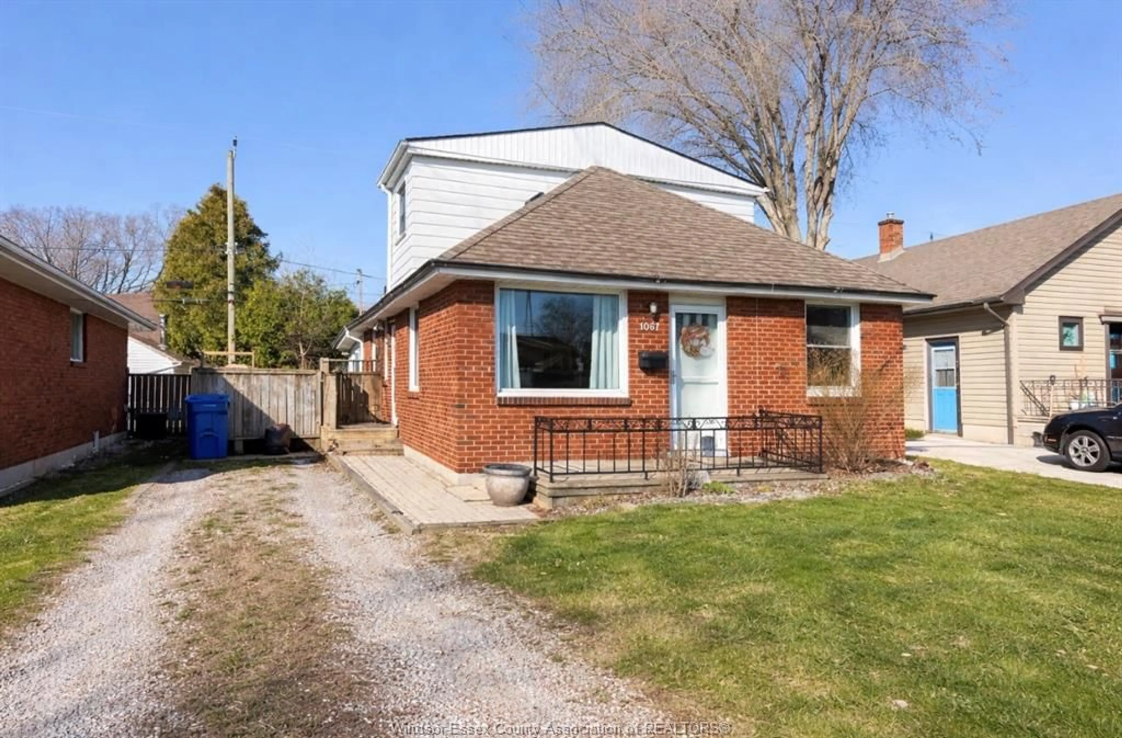 Home with brick exterior material, street for 1067 ST. LOUIS, Windsor Ontario N8S 2K9