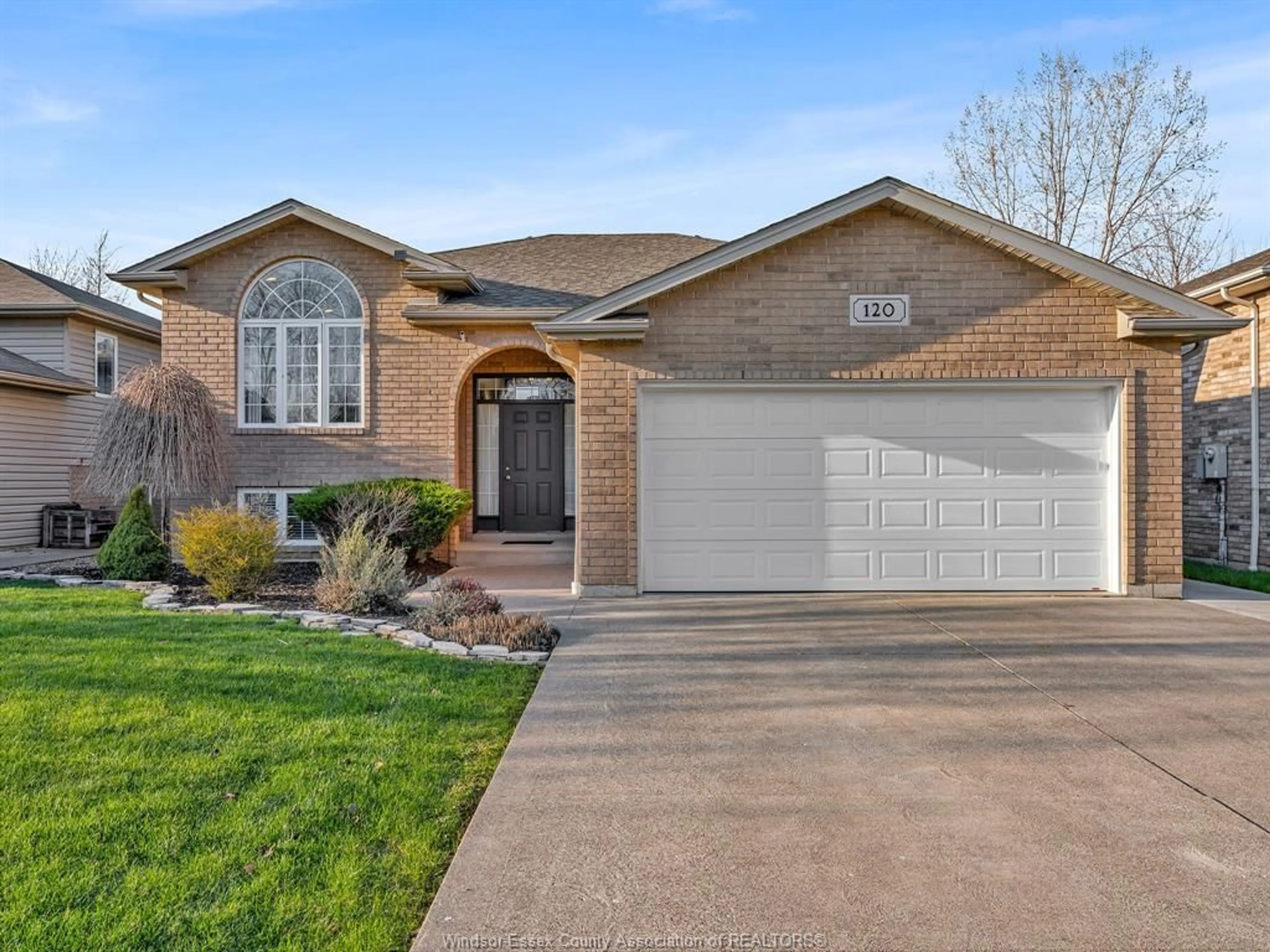 Home with brick exterior material, street for 120 HIGGINS, Amherstburg Ontario N9V 4C6