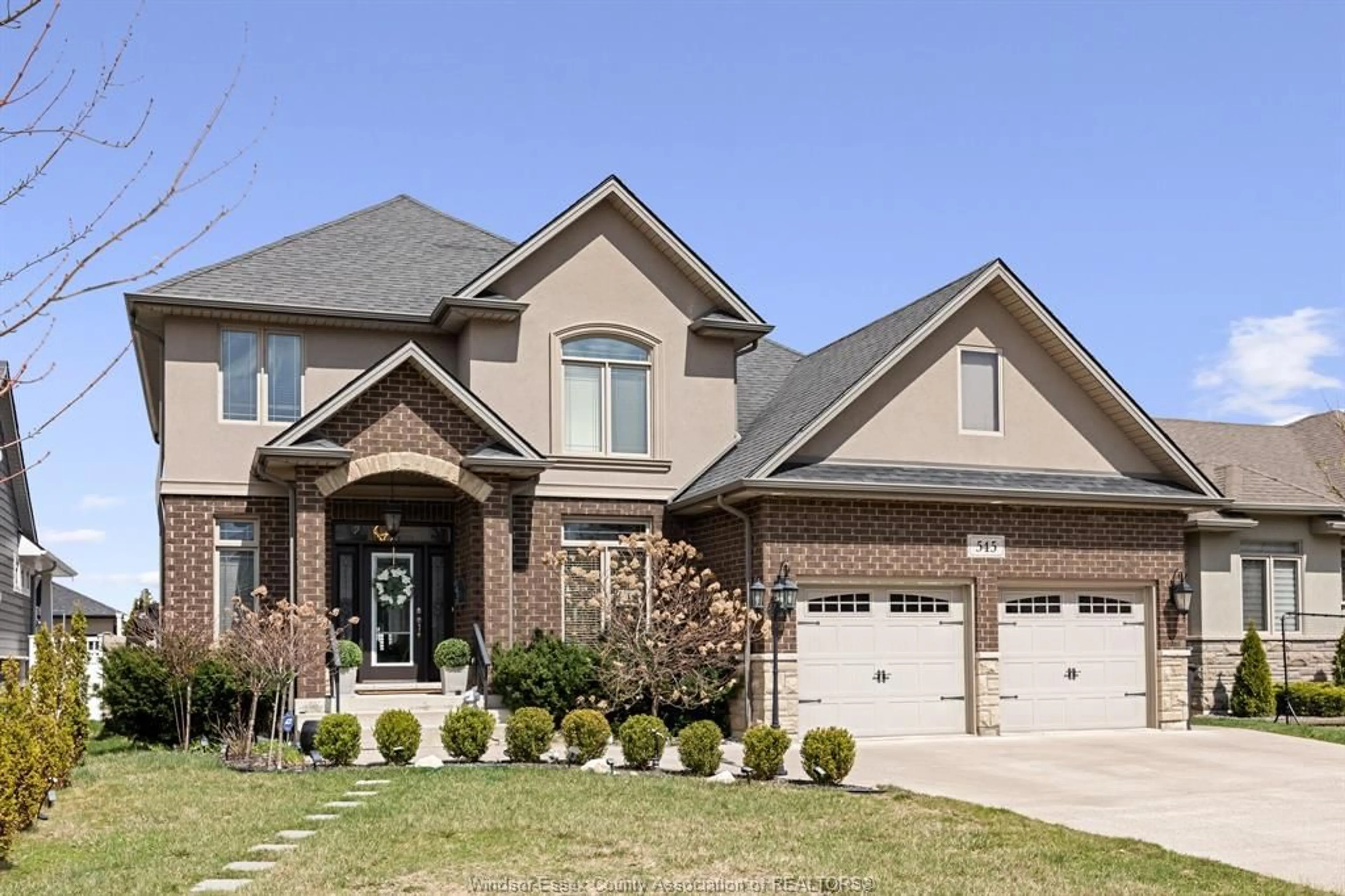 Home with brick exterior material, street for 545 HERDMAN, LaSalle Ontario N9J 3Y3