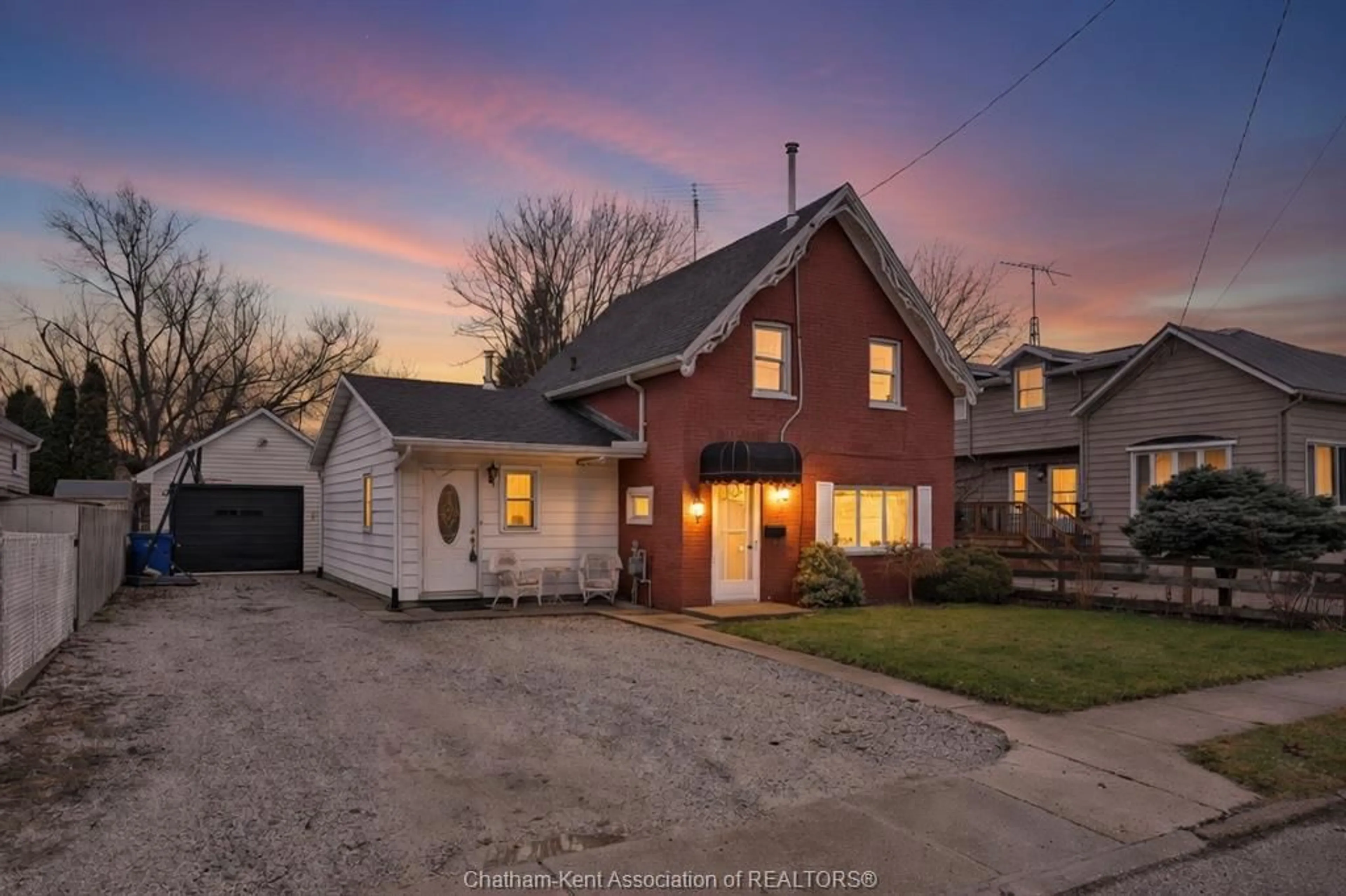 A pic from outside/outdoor area/front of a property/back of a property/a pic from drone, street for 36 Ingram St, Chatham Ontario N7L 3N5