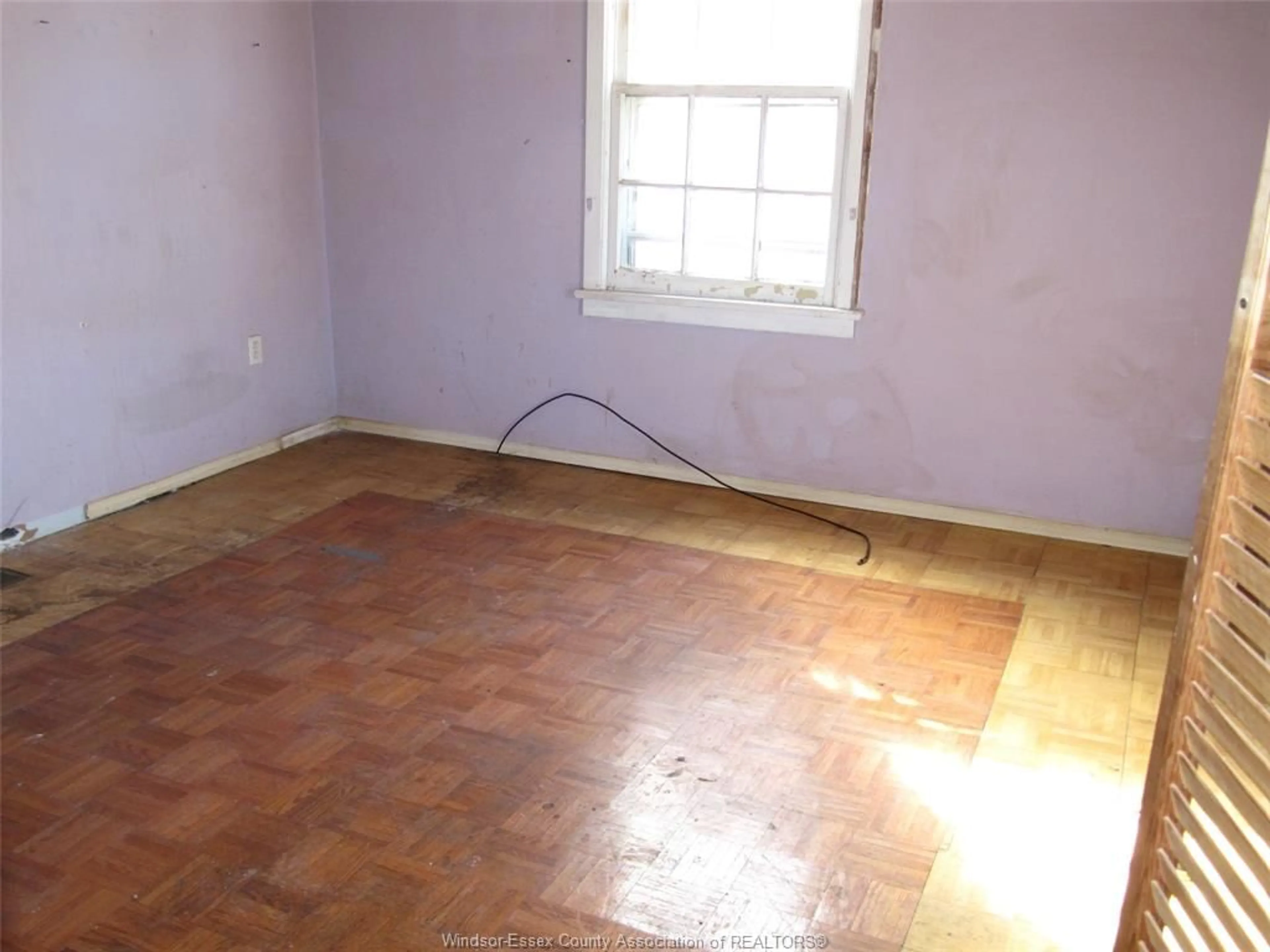 A pic of a room for 1462 Labadie, Windsor Ontario N8Y 4H1