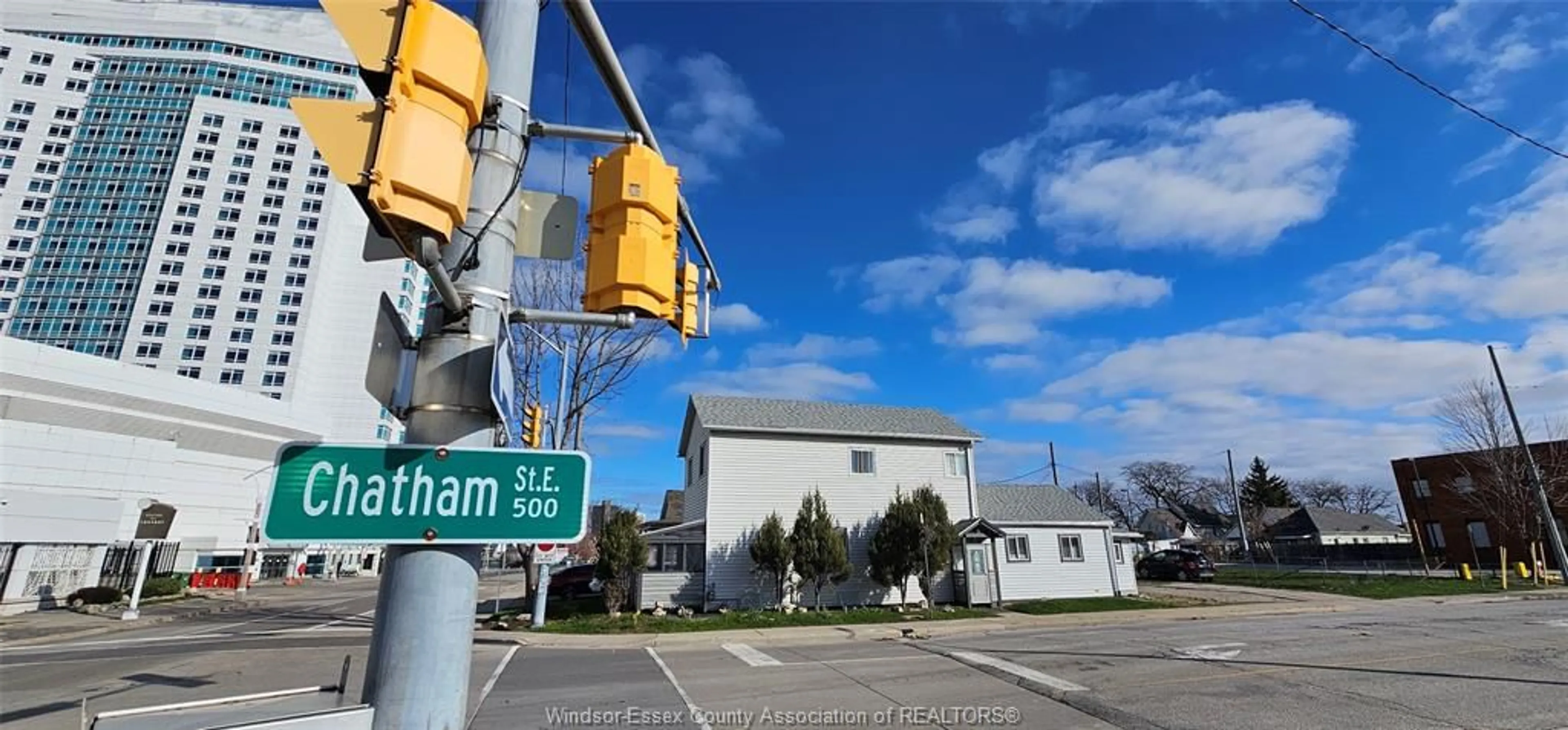 Unknown for 194 GLENGARRY Ave, Windsor Ontario N9A 1P2