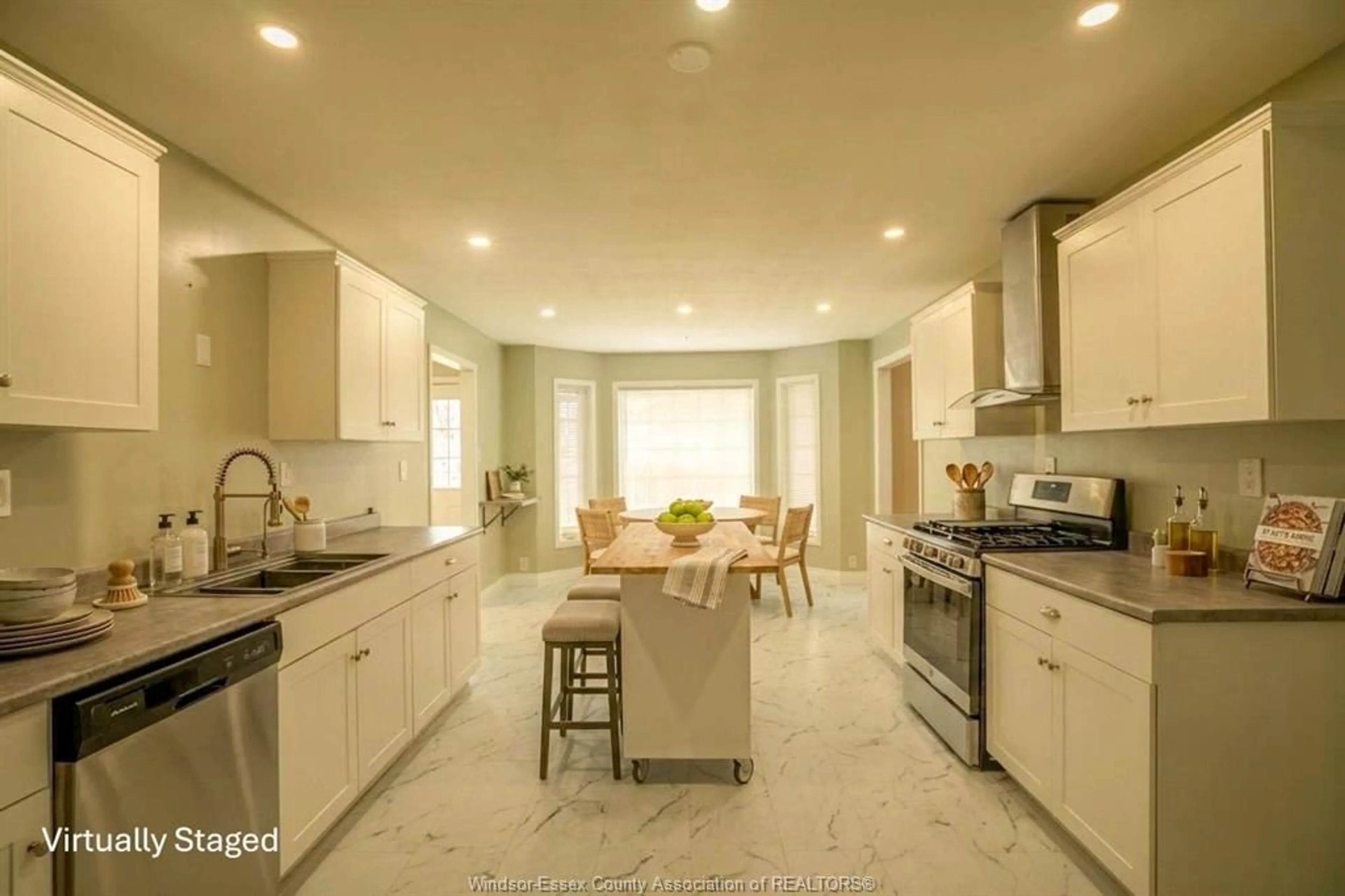 Open concept kitchen, ceramic/tile floor for 591 OLD TECUMSEH Rd, Lakeshore Ontario N0R 1A0