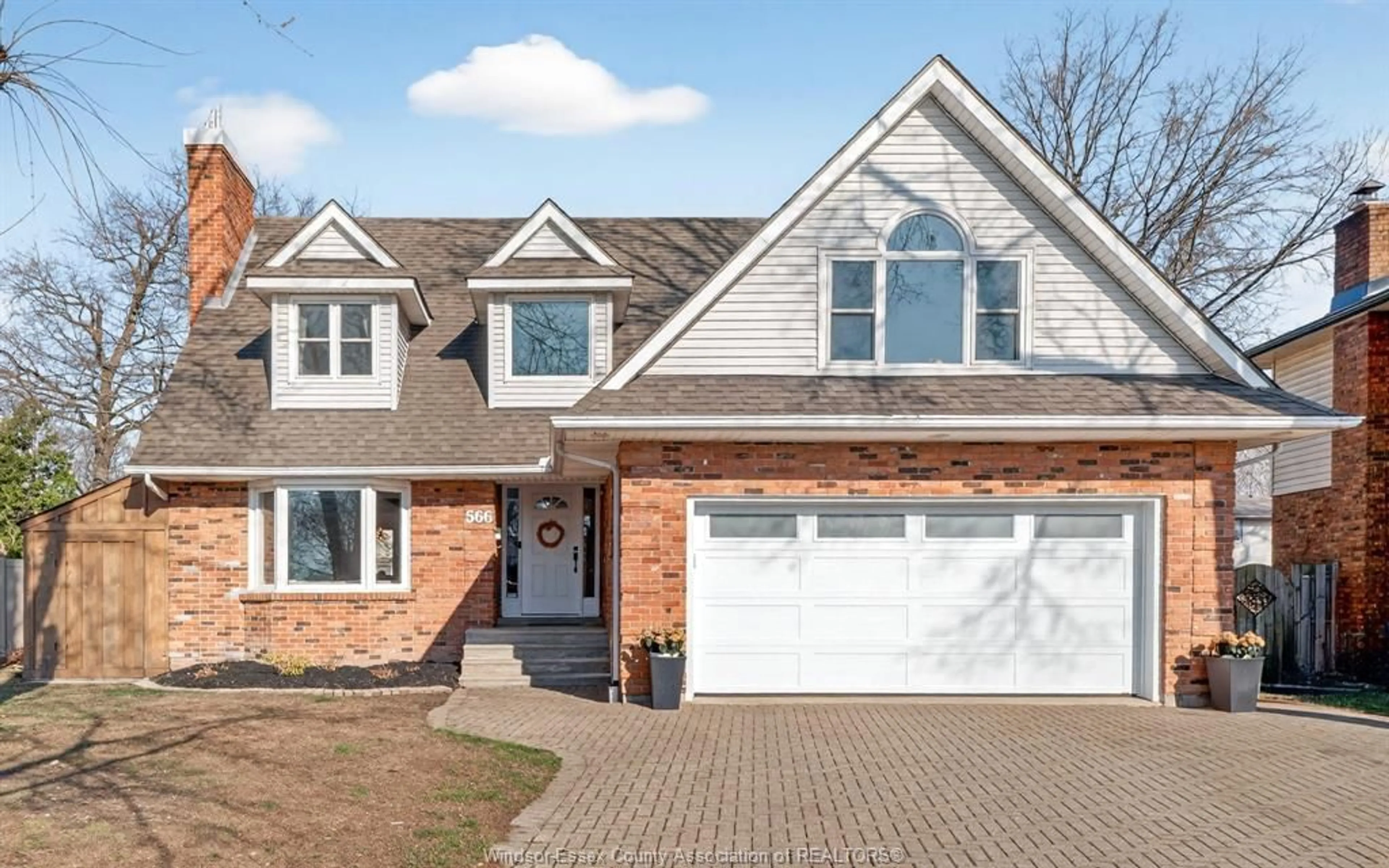 Home with brick exterior material, street for 566 MICHAEL, LaSalle Ontario N9J 3C1