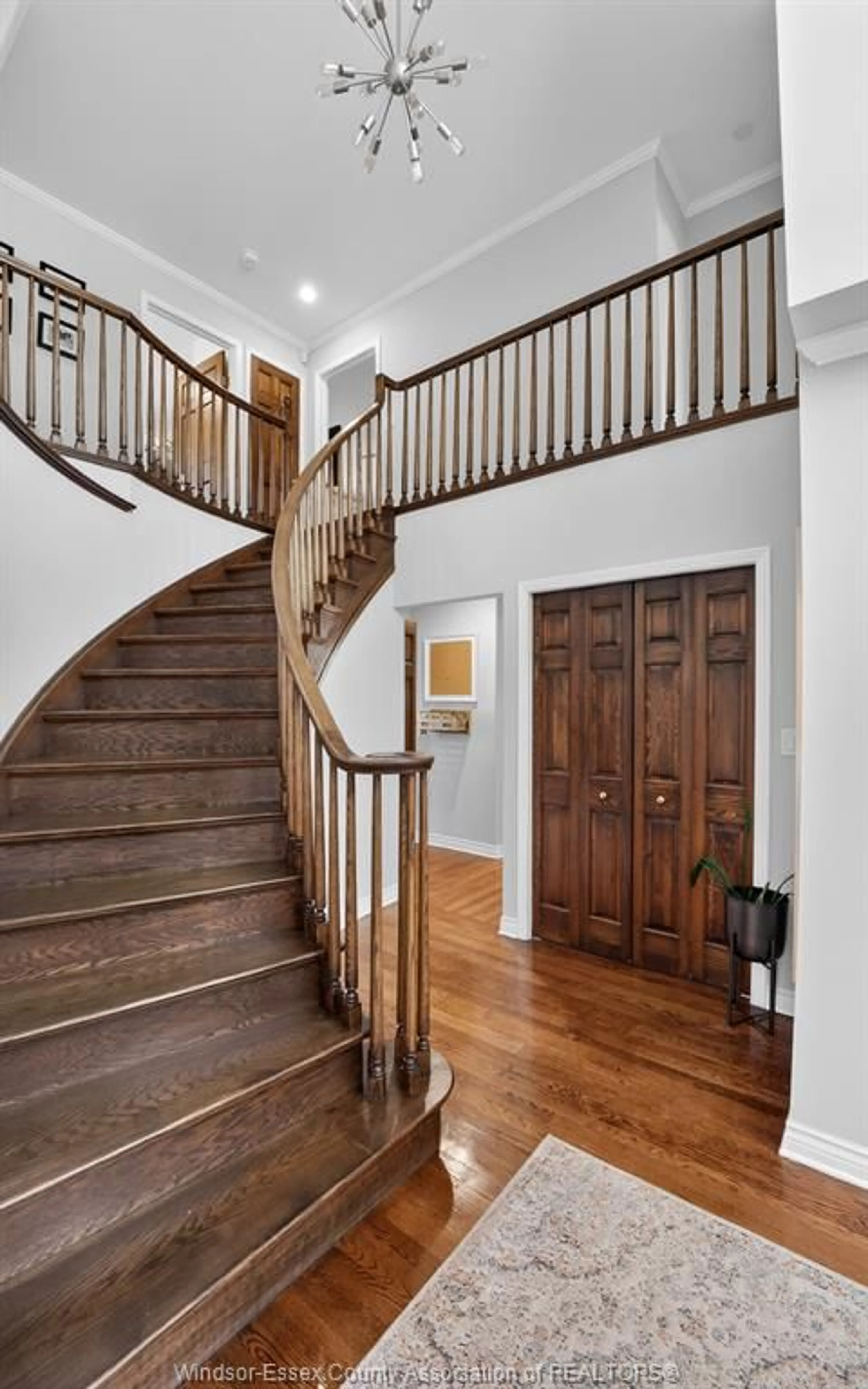 Unknown for 566 MICHAEL, LaSalle Ontario N9J 3C1