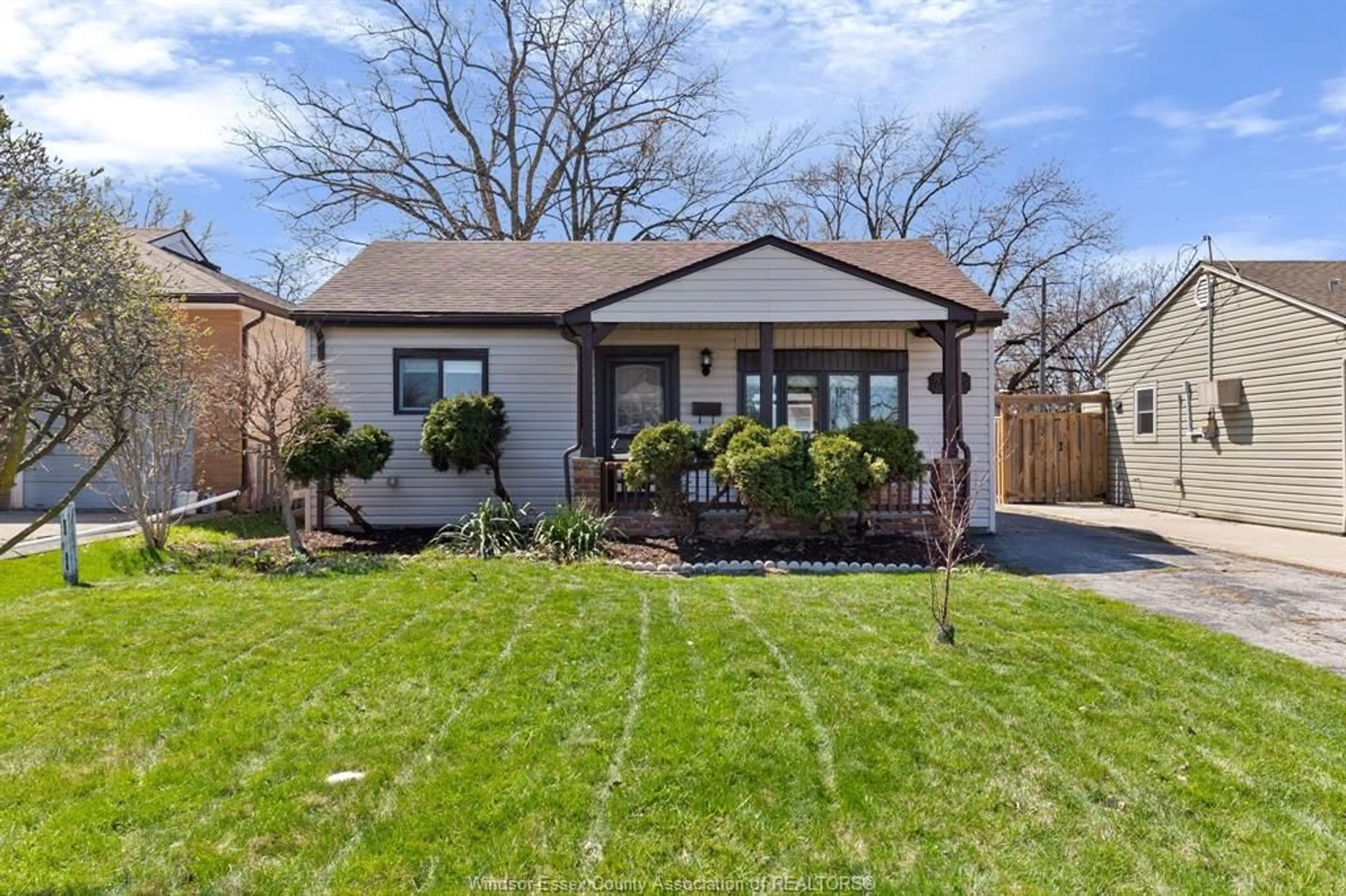 Home with brick exterior material, street for 2785 CLEMENCEAU Blvd, Windsor Ontario N8T 2P9