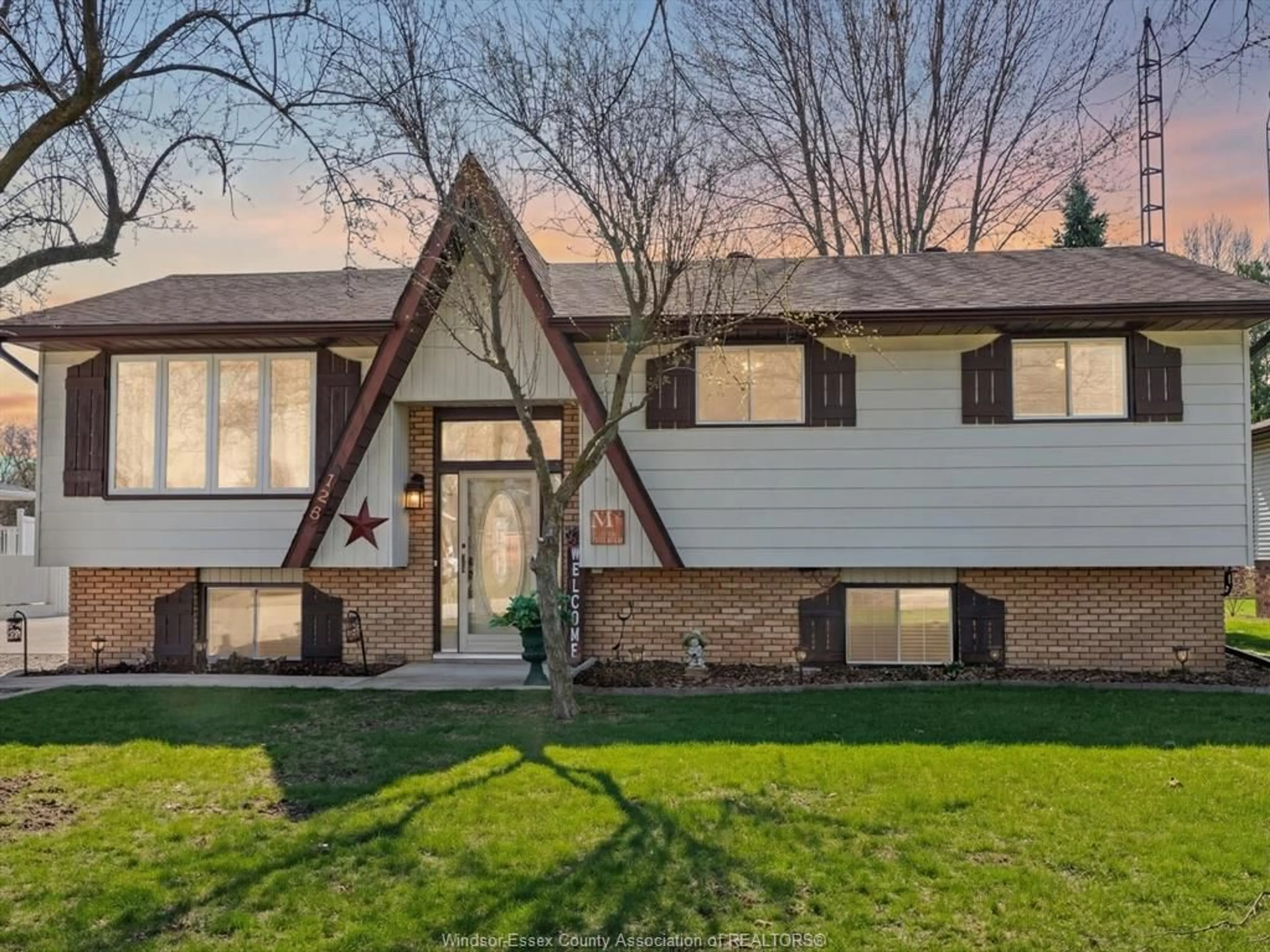 Home with brick exterior material, street for 128 Hill St, Cottam Ontario N0R 1B0