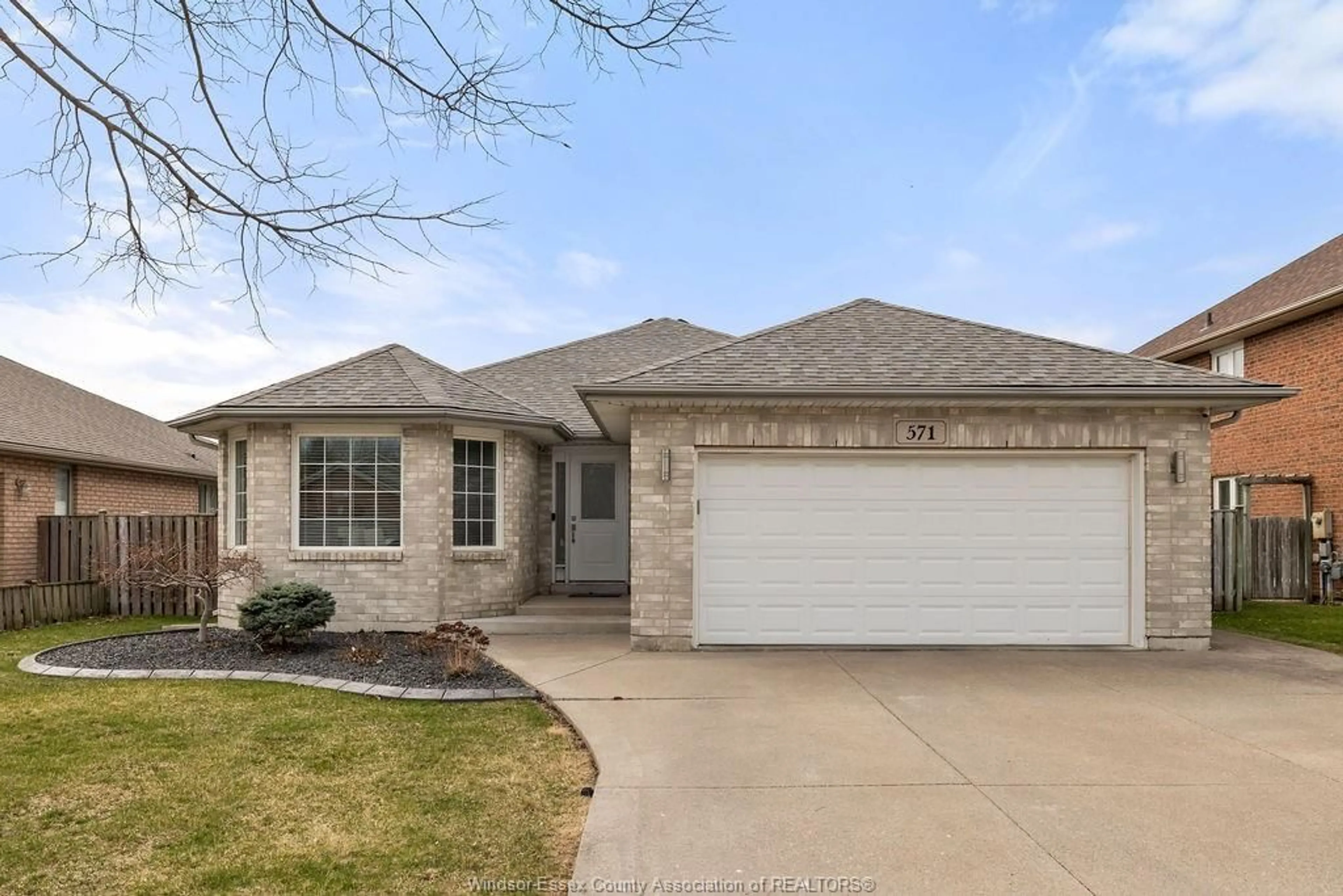 Home with brick exterior material, street for 571 BANWELL Rd, Windsor Ontario N8P 1J8