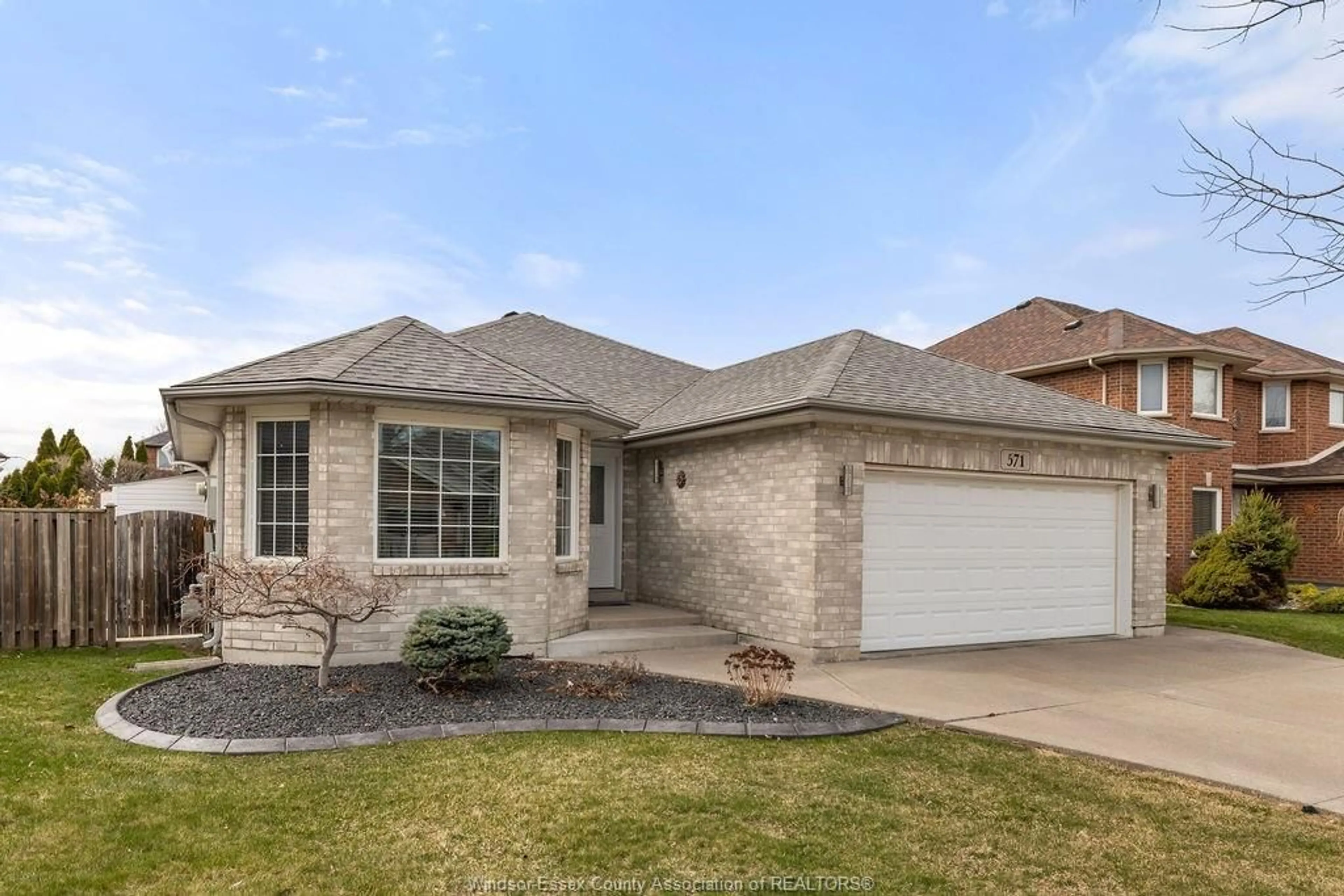 Home with brick exterior material, street for 571 BANWELL Rd, Windsor Ontario N8P 1J8