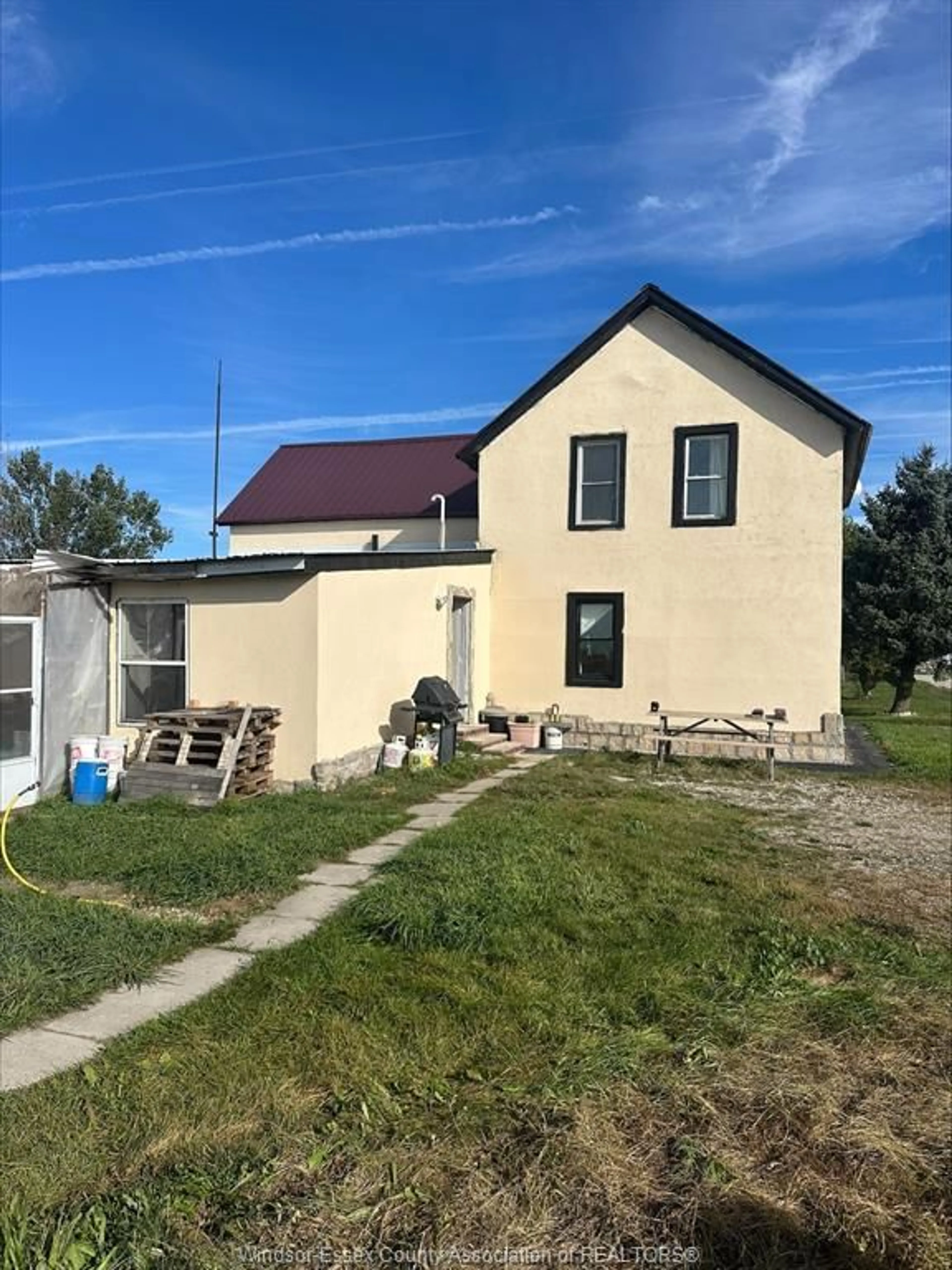 Unknown for 908 Mersea Rd 10, Leamington Ontario N0P 2J0