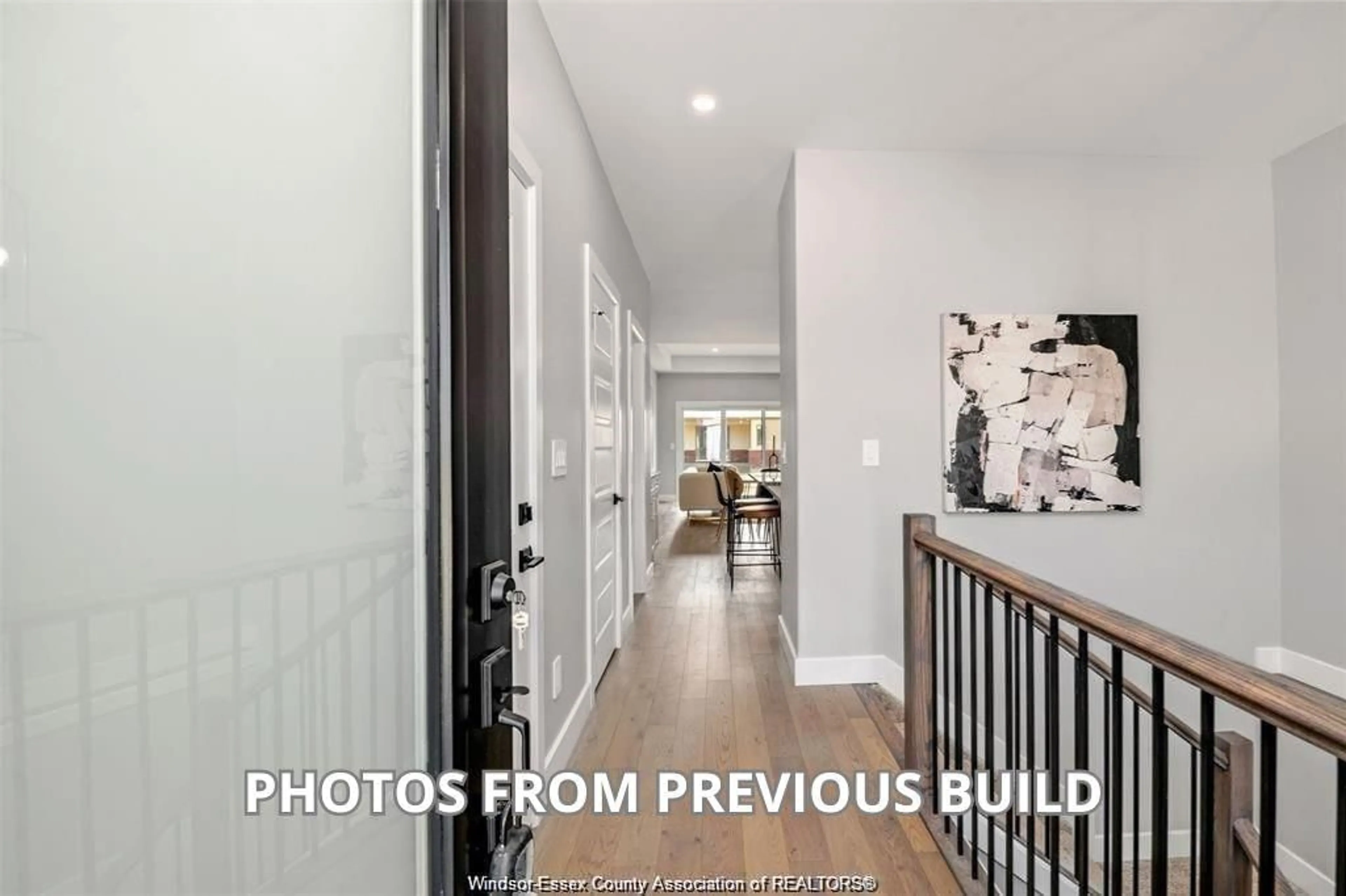 Indoor entryway for 121 BRIGHTON Pl, Chatham Ontario N7L 0G7