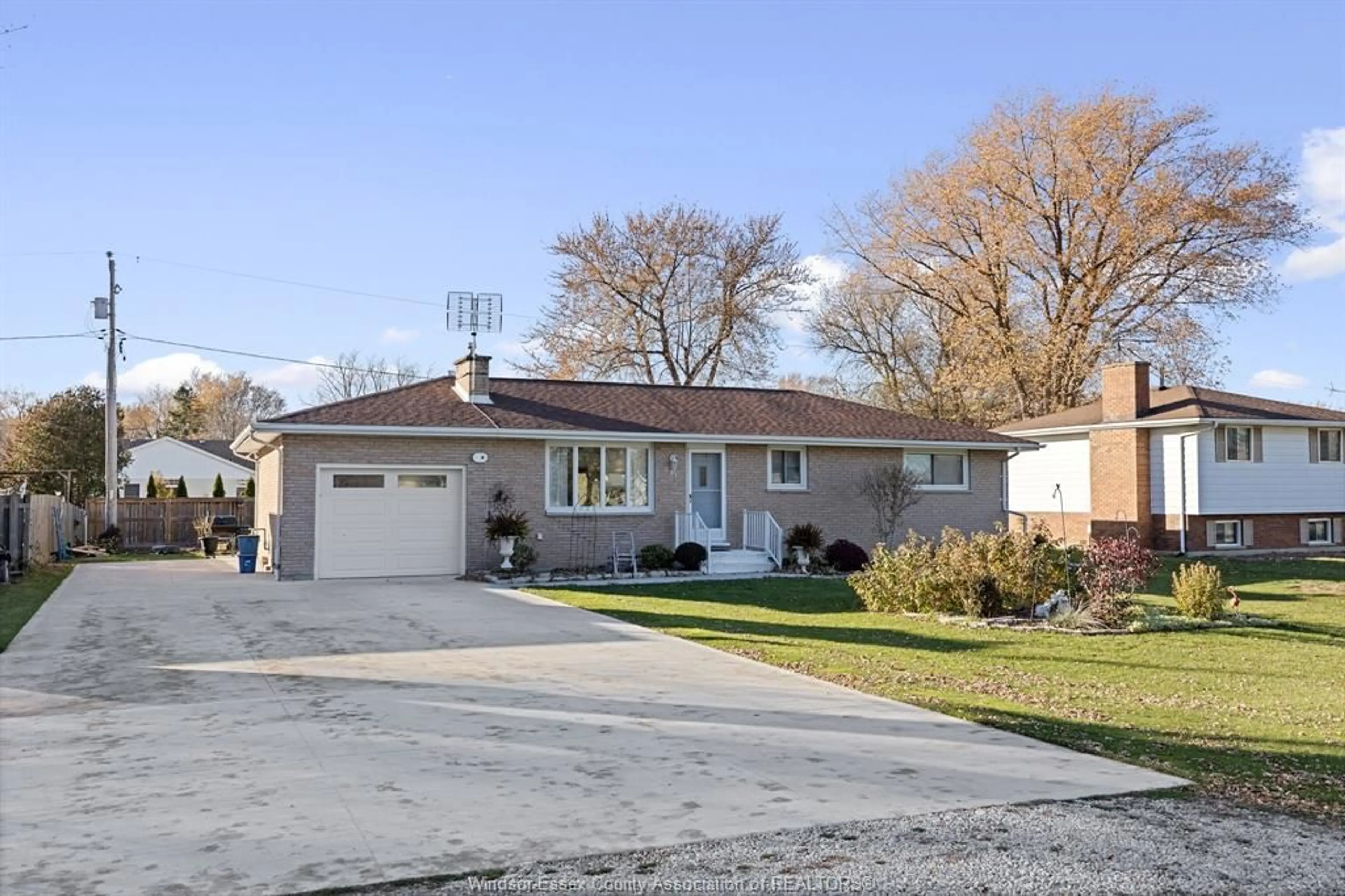 Unknown for 291 ELM, Lakeshore Ontario N0R 1N0