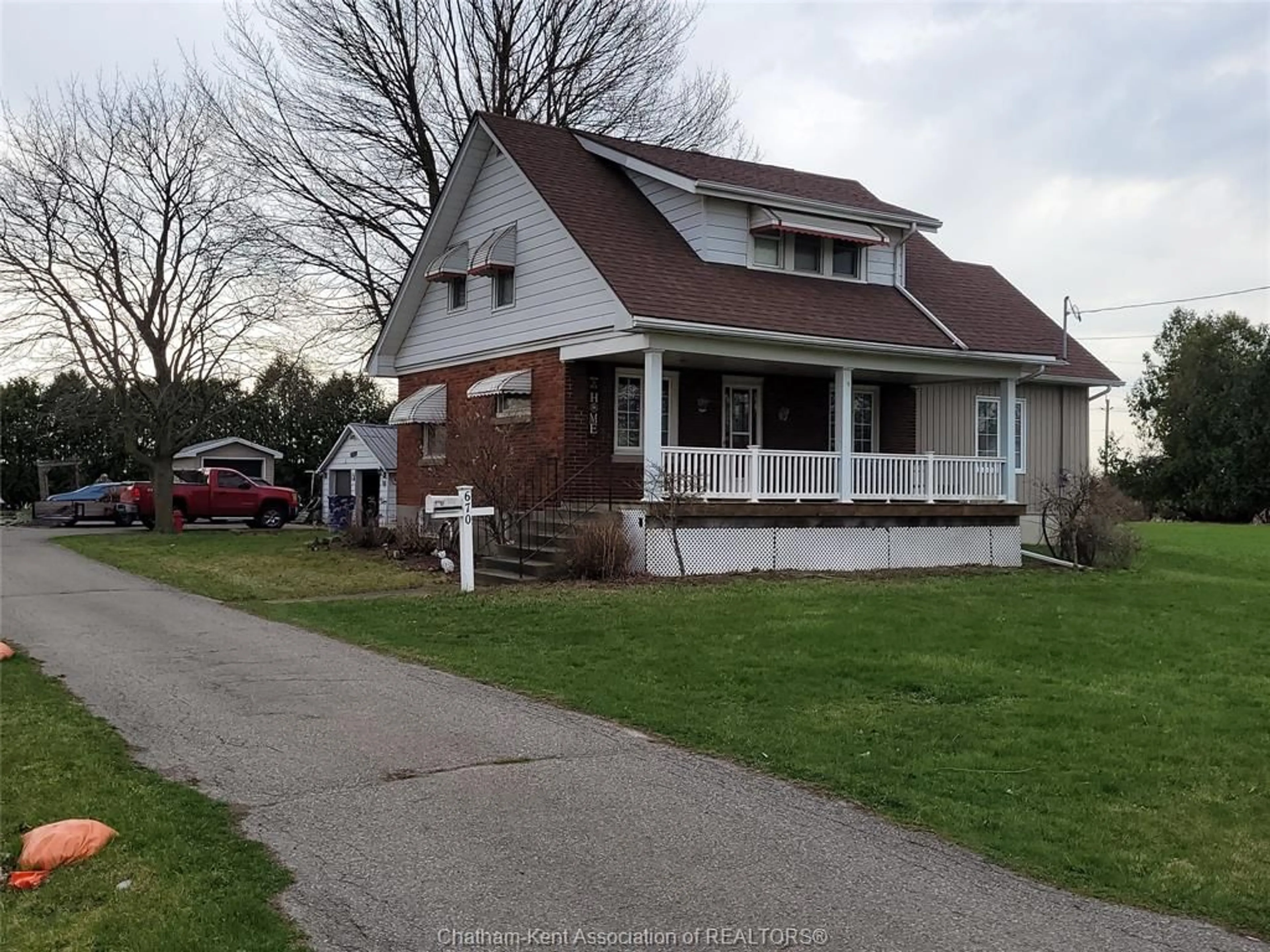 Unknown for 670 PARK Ave, Chatham Ontario N7M 6B4