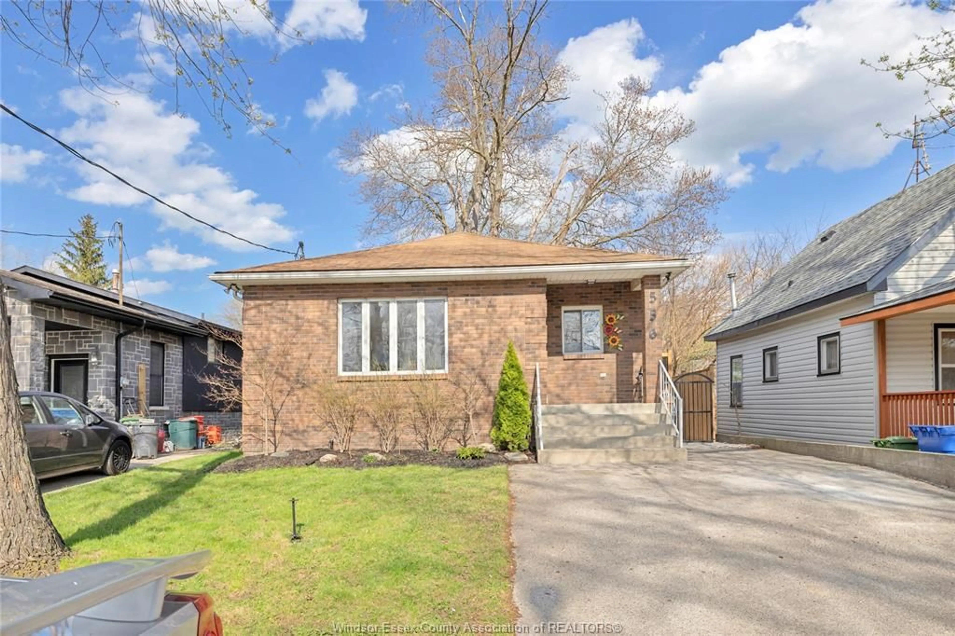 Home with brick exterior material, street for 556 CLOVER, Windsor Ontario N8P 1C6